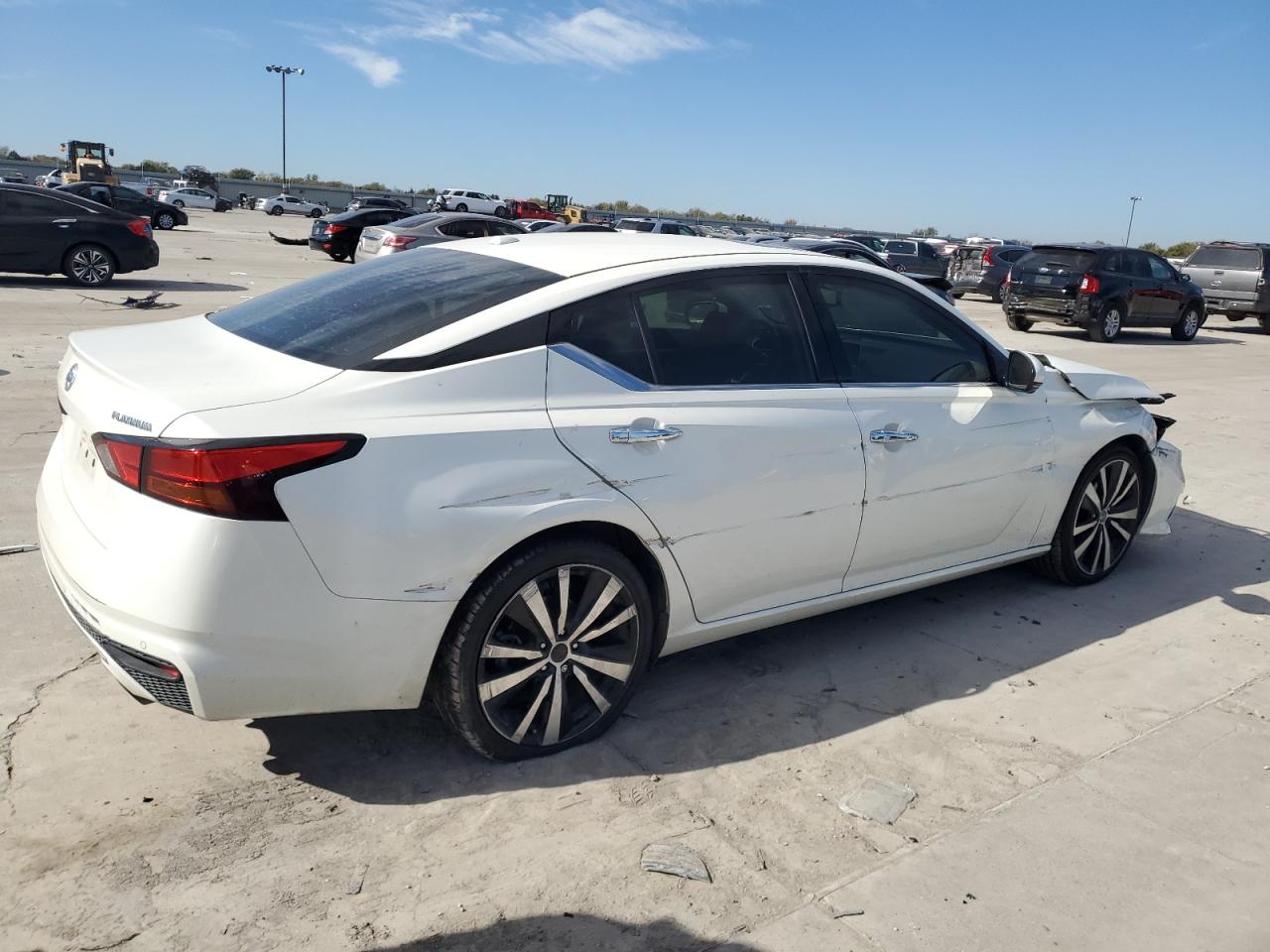 2019 Nissan Altima VIN 1N4BL4FV3KC114933 Copart auction photo, front end damage thumbnail 3