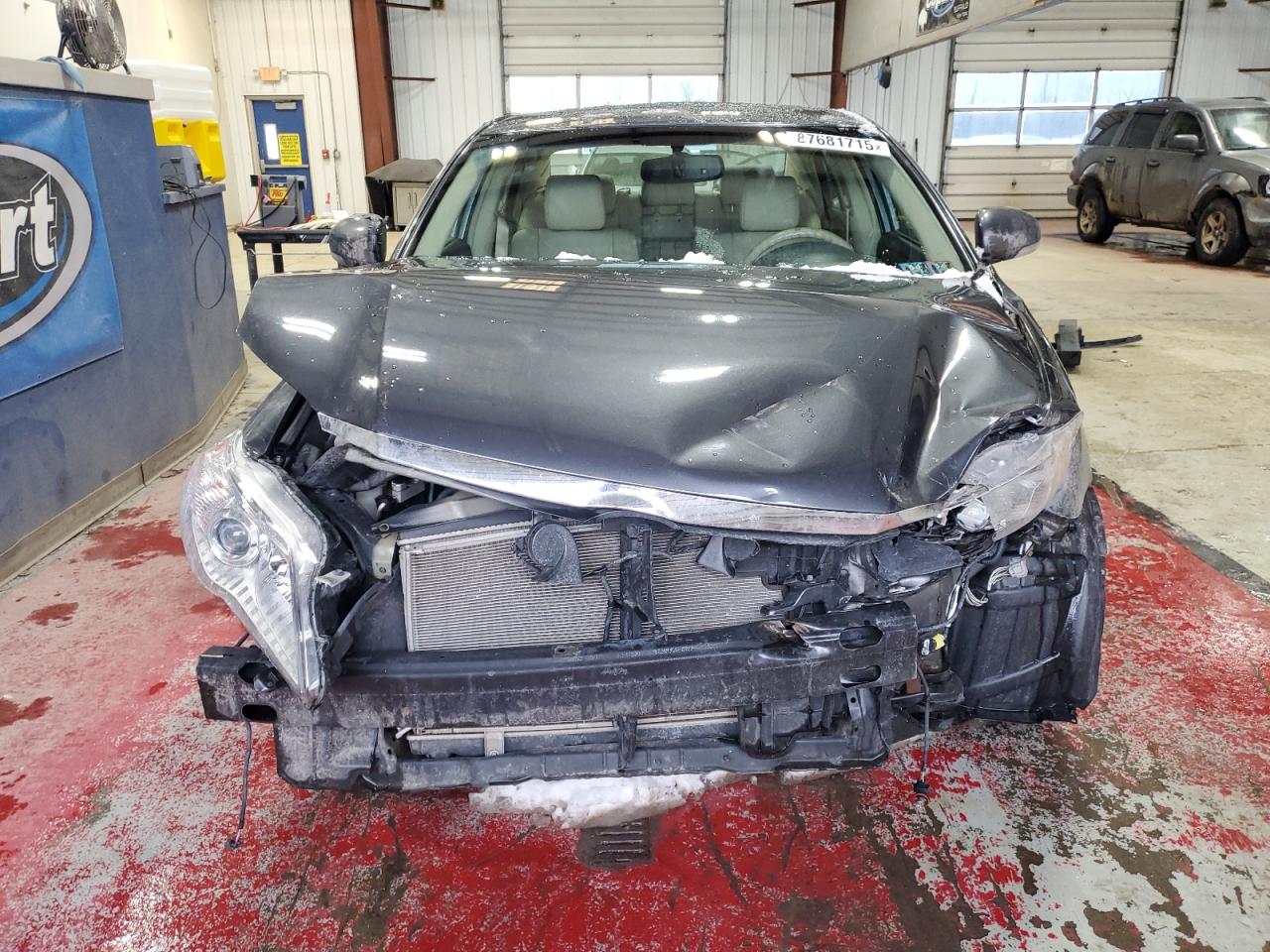 2011 Toyota Avalon VIN 4T1BK3DB0BU379184 Copart auction photo, front end / undercarriage damage thumbnail 5