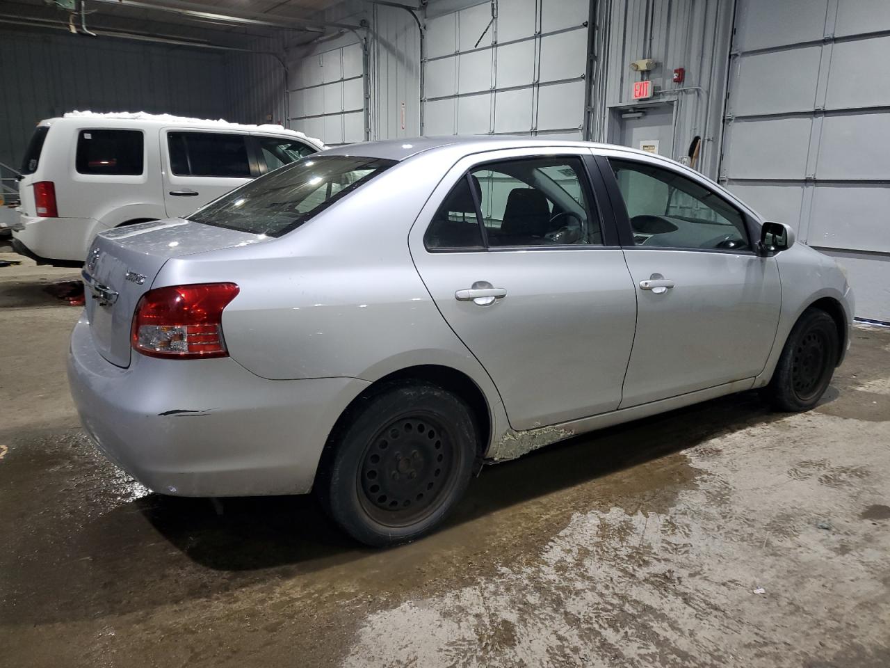 2007 Toyota Yaris VIN JTDBT923774000639 Copart auction photo, minor dent/scratches / normal wear damage thumbnail 3
