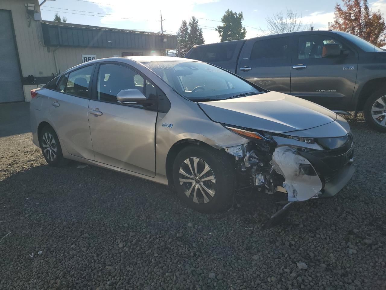 2021 Toyota Prius VIN JTDKAMFP2M3170916 Copart auction photo, front end damage thumbnail 4