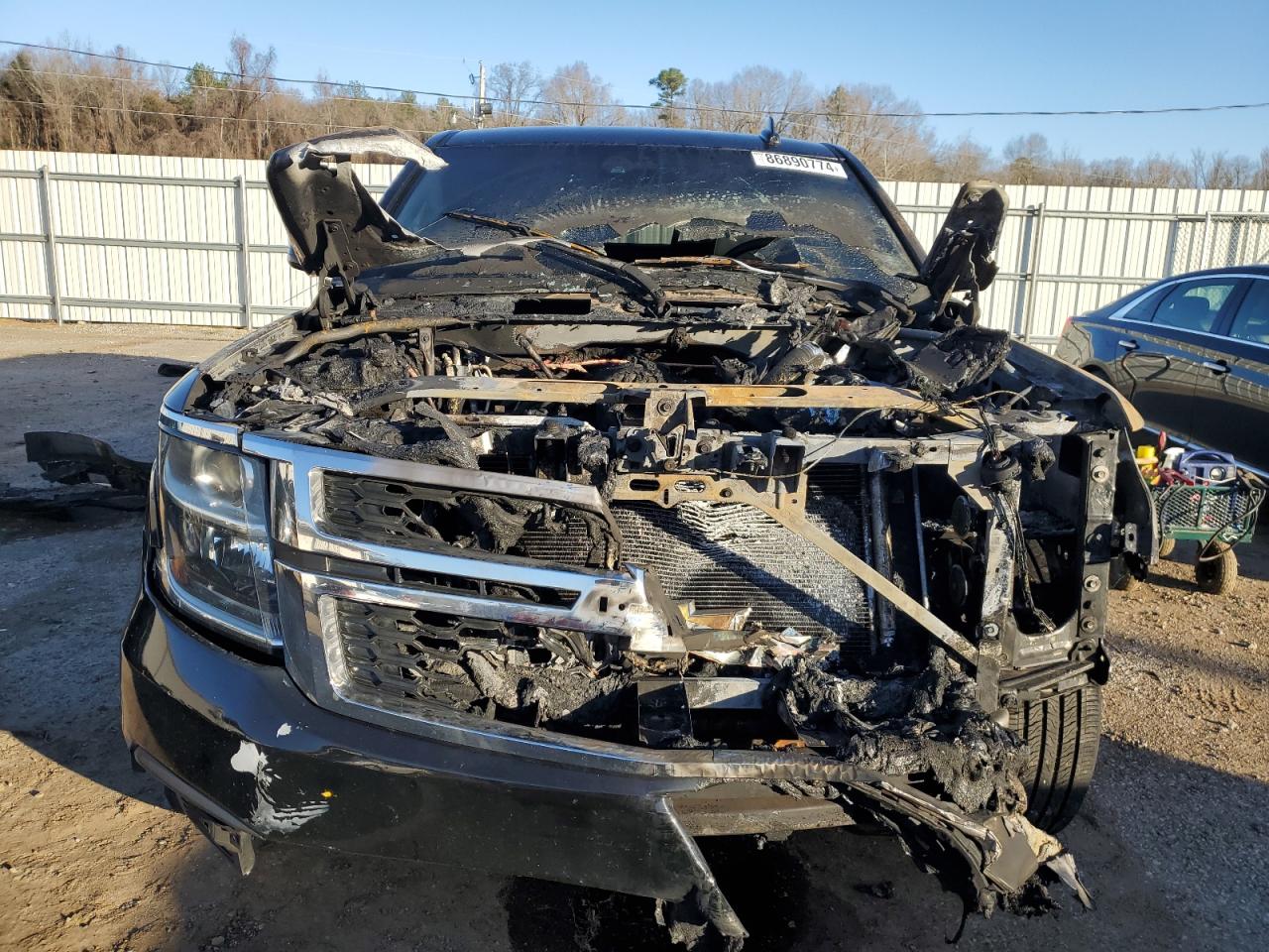 2019 Chevrolet Suburban VIN 1GNSCHKCXKR187842 Copart auction photo, burn - engine damage thumbnail 5