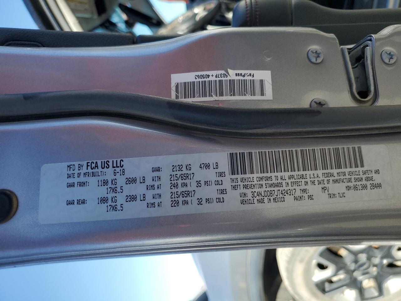 2018 Jeep Compass VIN 3C4NJDDB7JT424317 Copart auction photo, front end / side damage thumbnail 12