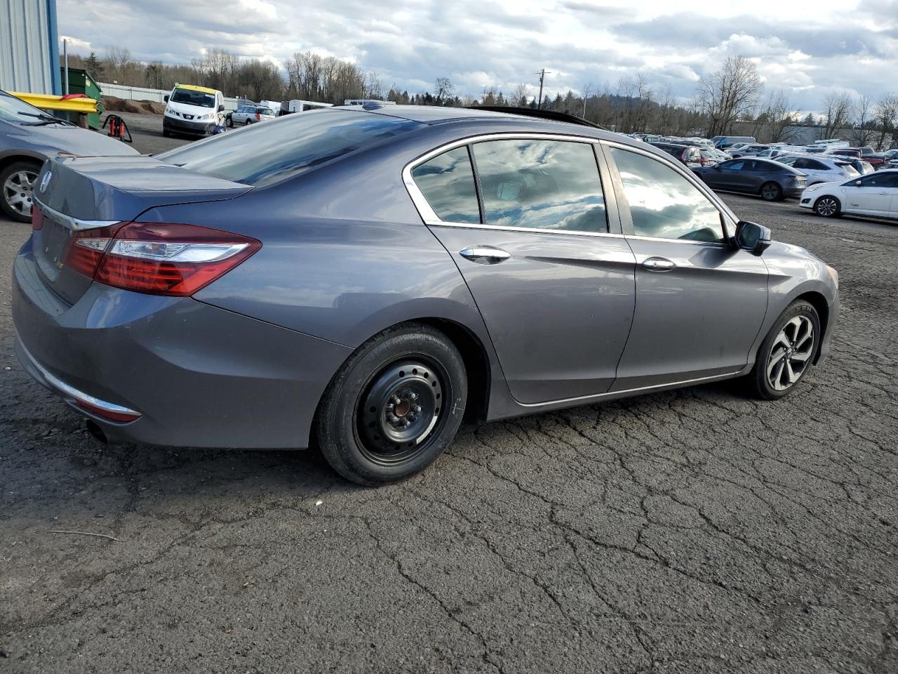 2016 Honda Accord VIN 1HGCR2F0XGA024740 Copart auction photo, front end / side damage thumbnail 3
