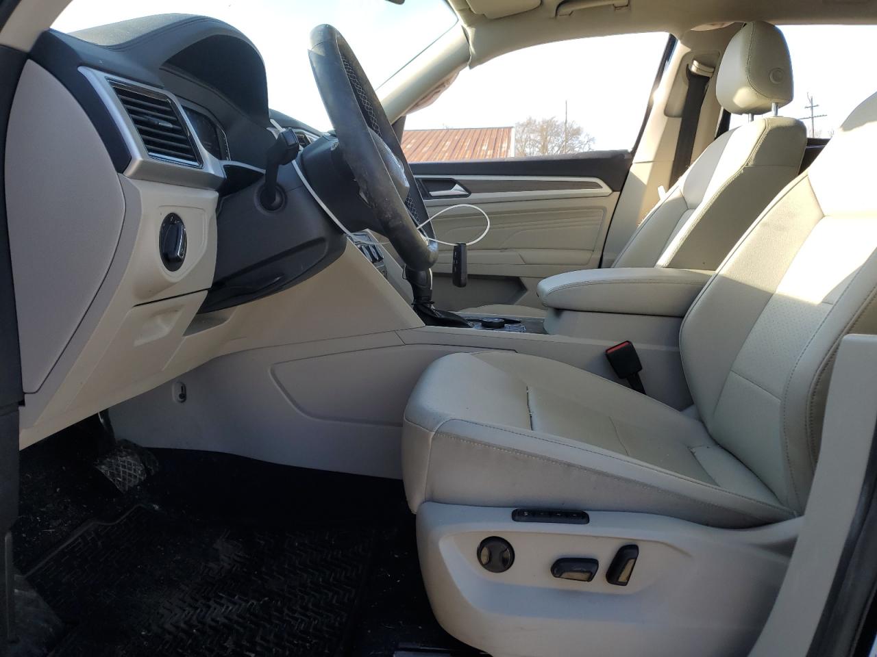 2021 Volkswagen Atlas VIN 1V2BP2CAXMC587654 Copart auction photo, side damage thumbnail 7