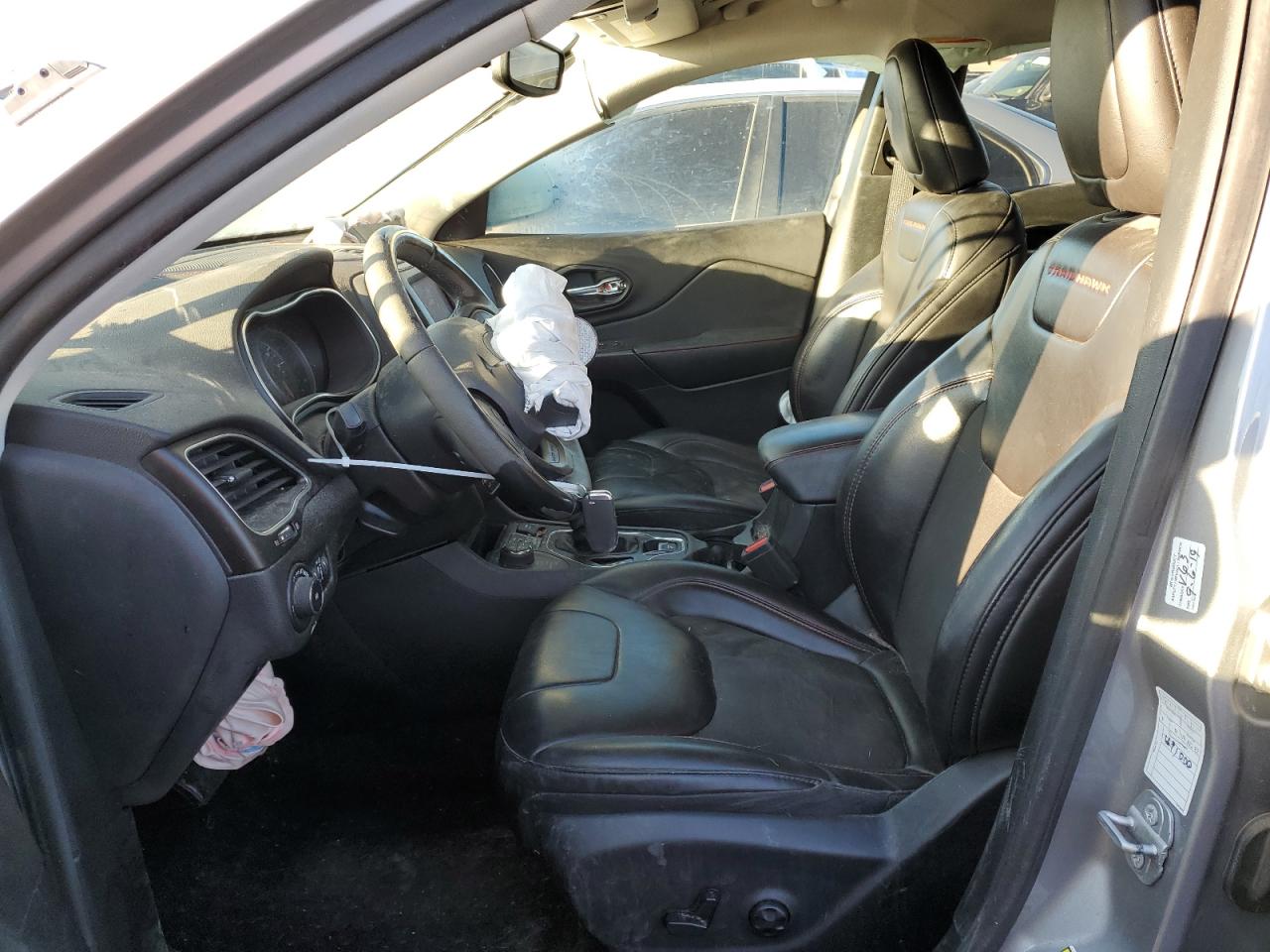 2019 Jeep Cherokee VIN 1C4PJMBX6KD298739 Copart auction photo, front end damage thumbnail 7