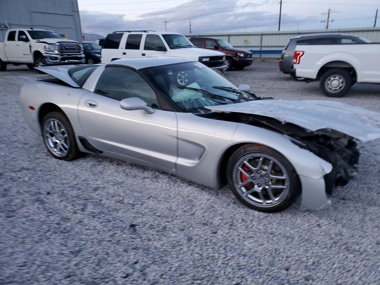 1997 Chevrolet Corvette VIN 1G1YY22G5V5102138 Copart auction photo, all over damage thumbnail 4