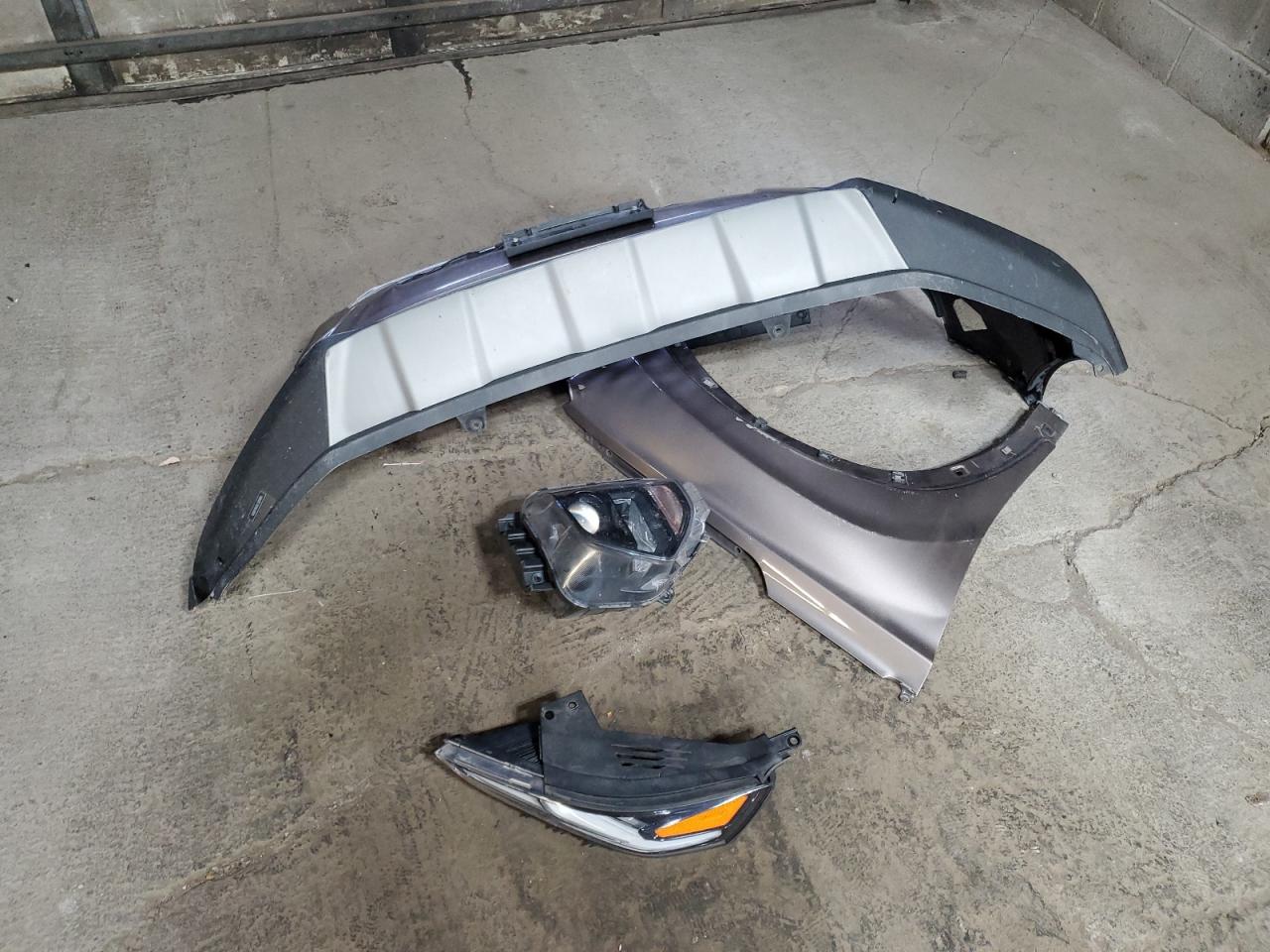 2019 Hyundai Santa Fe VIN 5NMS2CAD9KH111218 Copart auction photo, front end damage thumbnail 13
