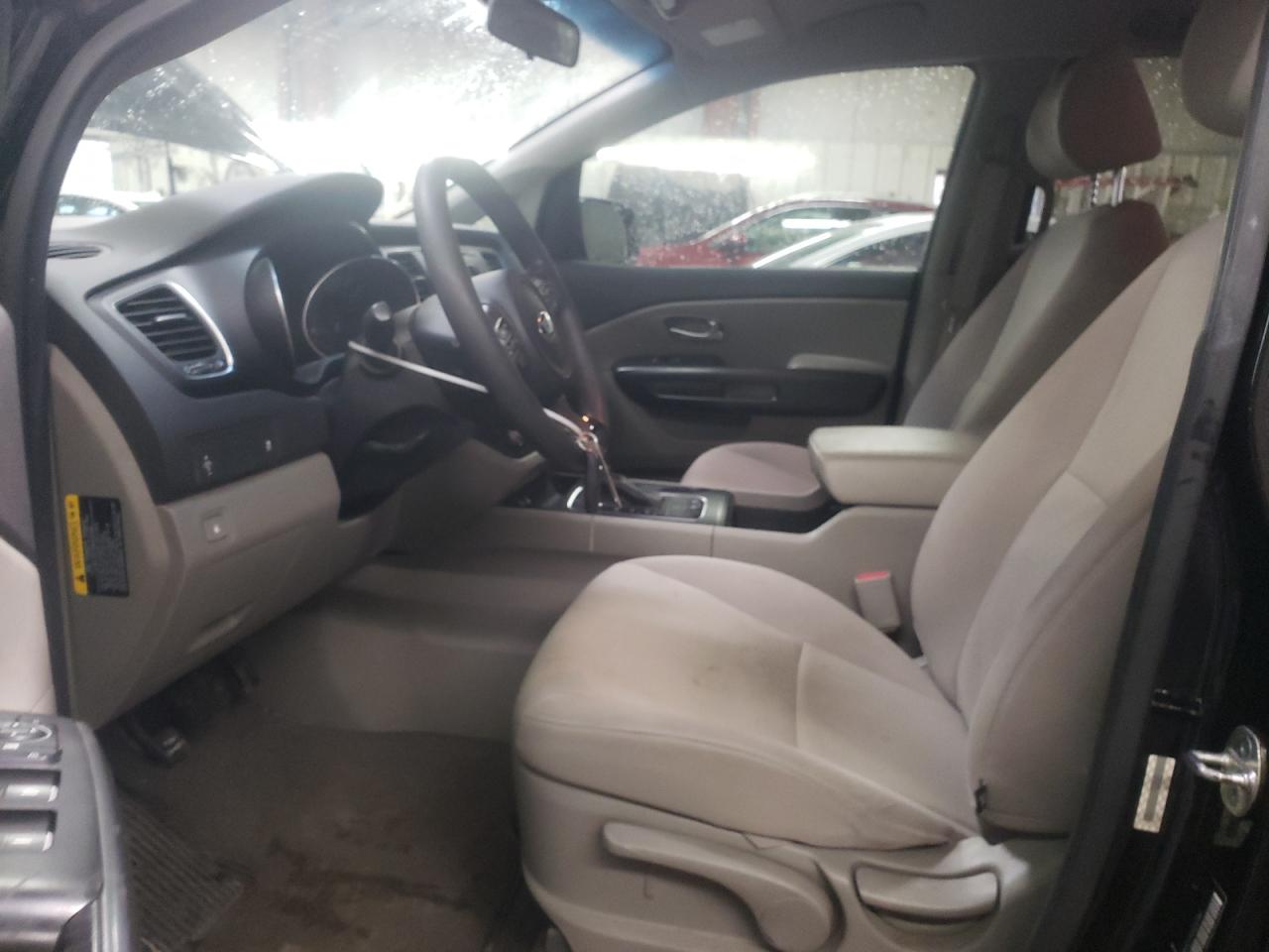 2015 KIA Sedona VIN KNDMA5C17F6025760 Copart auction photo, front end / minor dent/scratches damage thumbnail 7