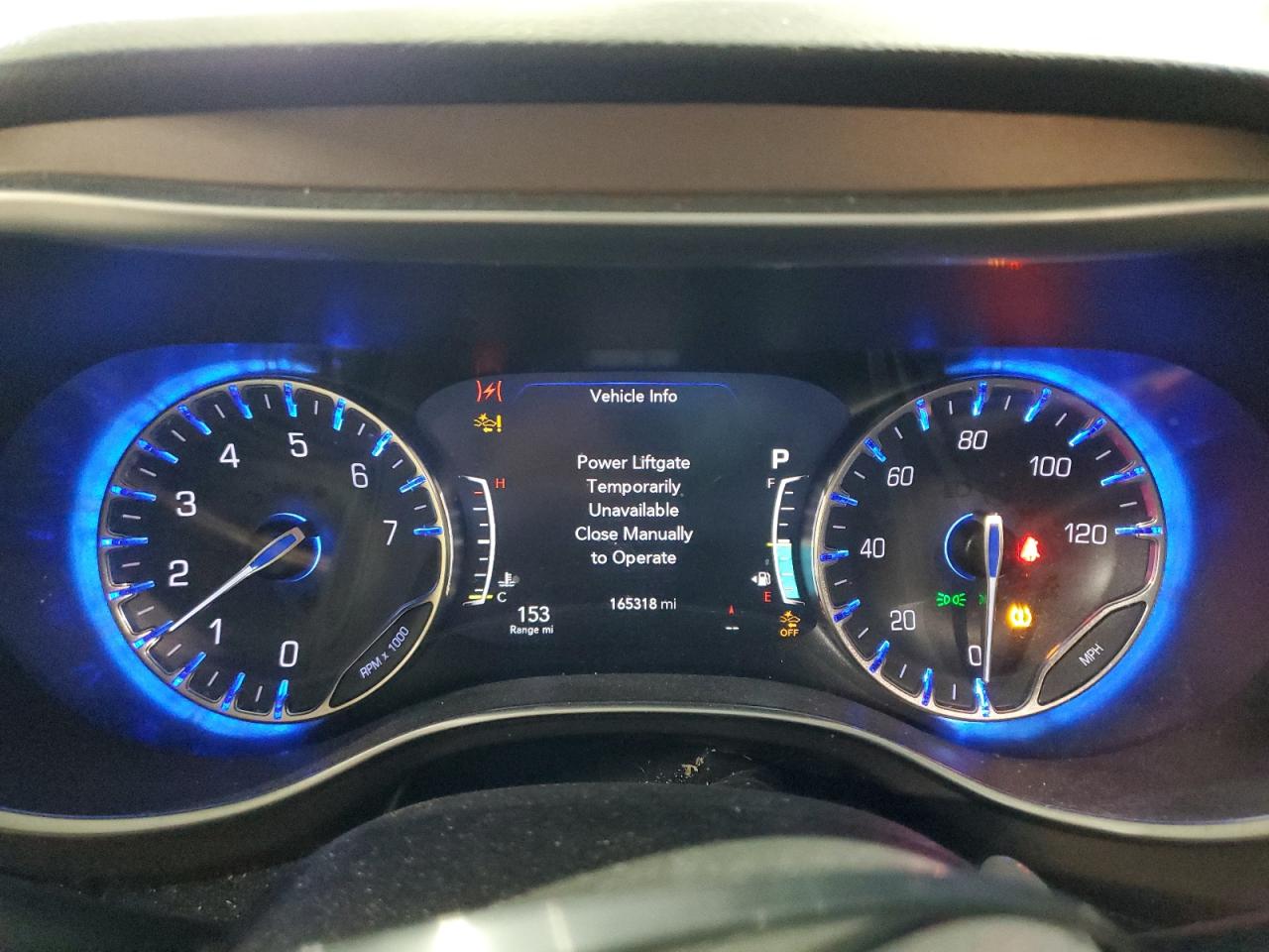 2017 Chrysler Pacifica VIN 2C4RC1EG4HR529754 Copart auction photo, front end / side damage thumbnail 9