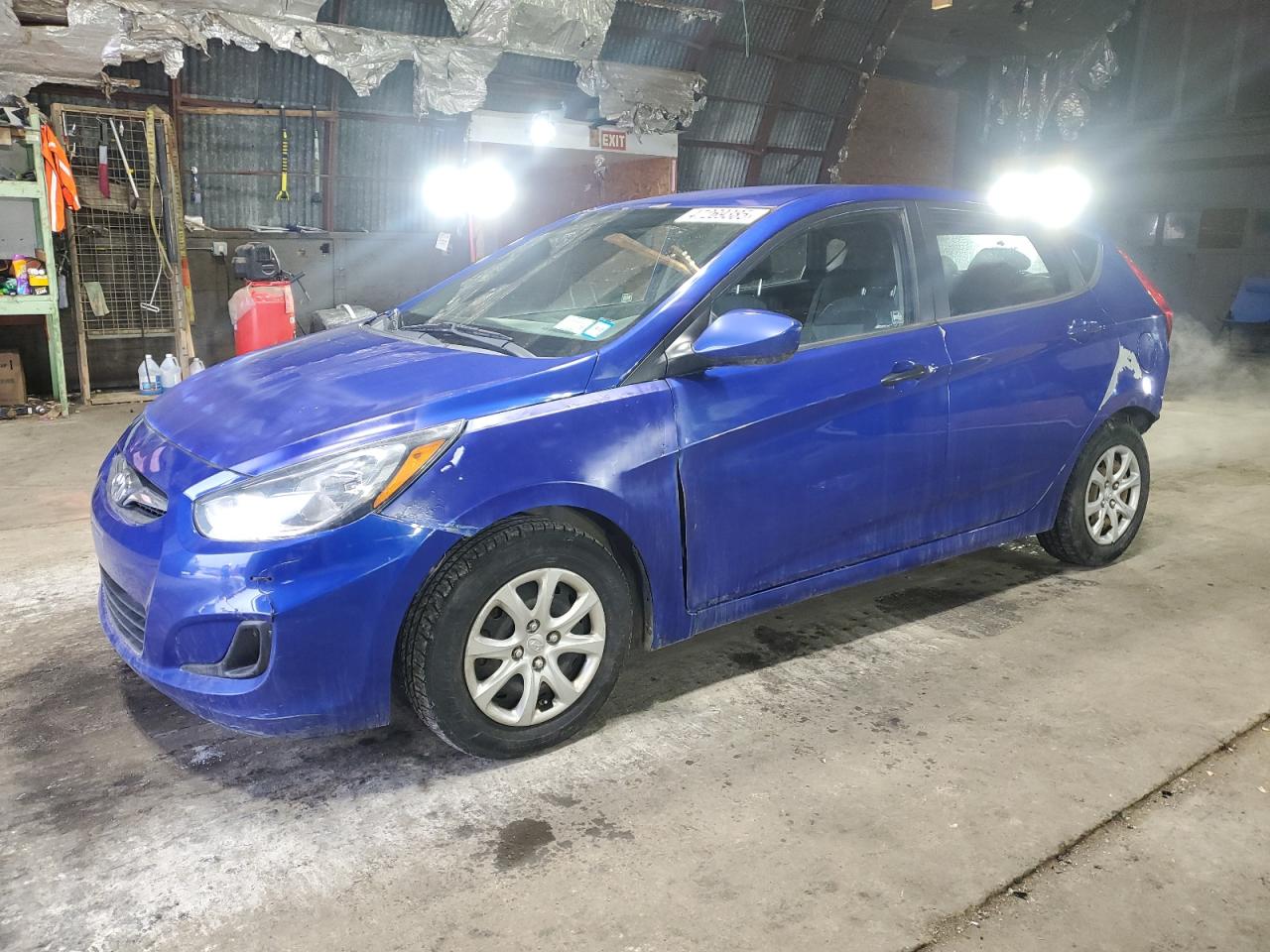 2013 Hyundai Accent VIN KMHCT5AE6DU111867 - Copart auction photo