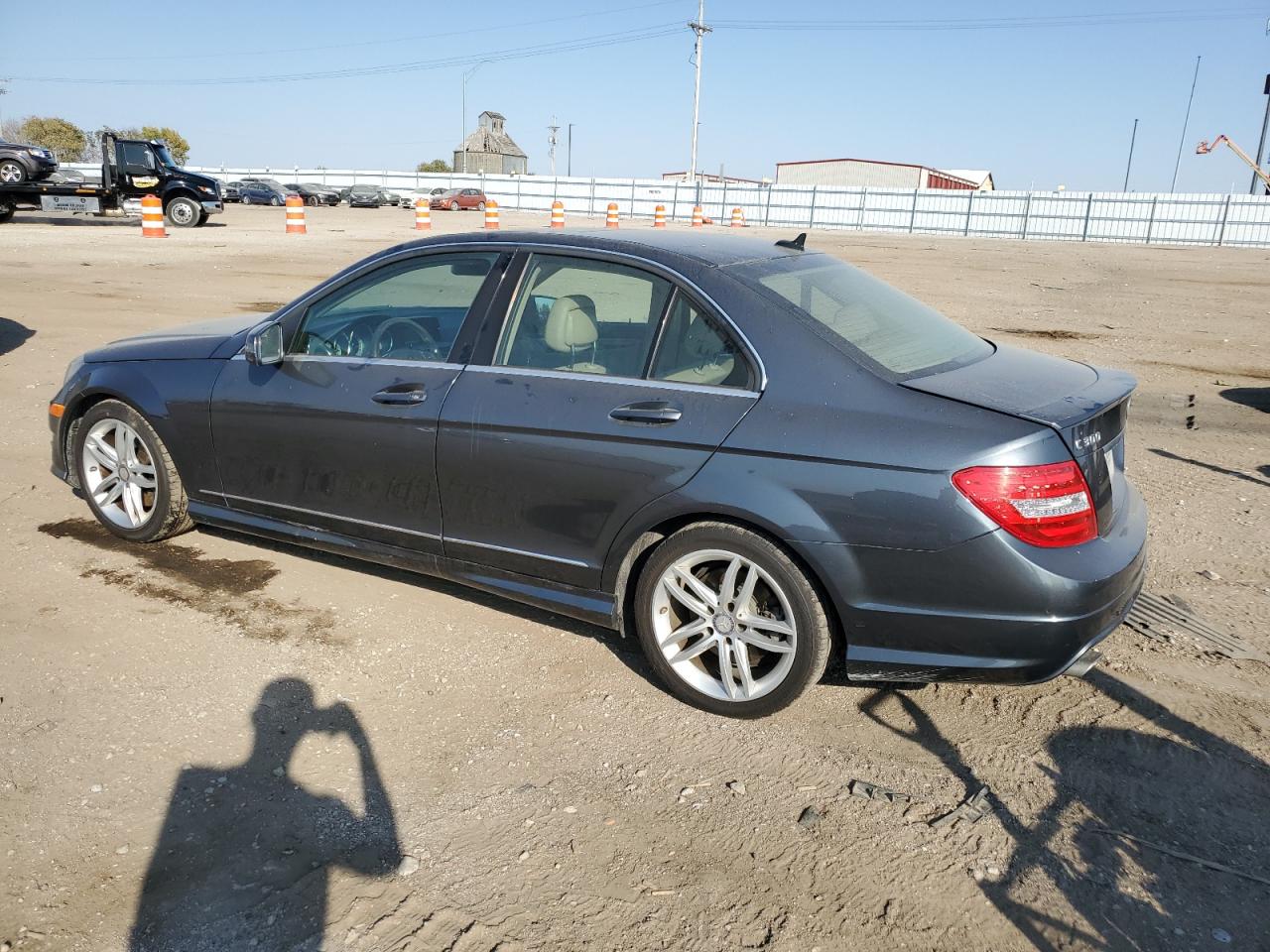 2014 Mercedes-Benz C-klasse VIN WDDGF8AB3EG246718 Copart auction photo, front end damage thumbnail 2