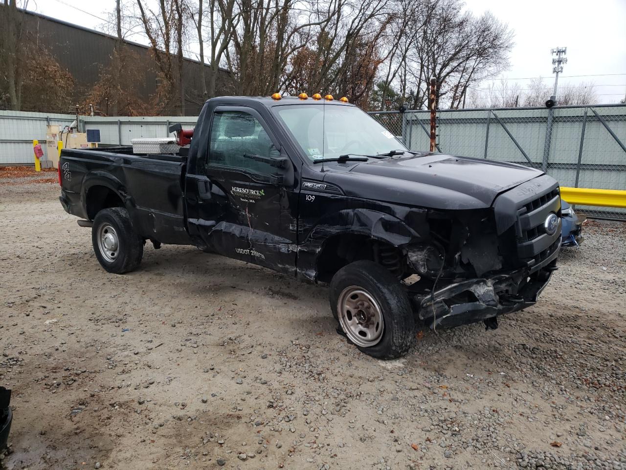 2016 Ford F350 VIN 1FTRF3B62GEC09147 Copart auction photo, front end / side damage thumbnail 4