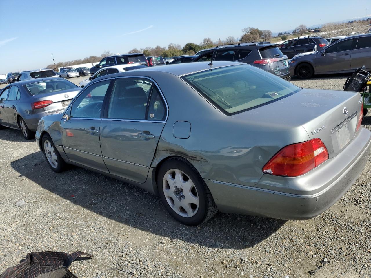 2001 Lexus LS VIN JTHBN30F910010574 Copart auction photo, side / front end damage thumbnail 2