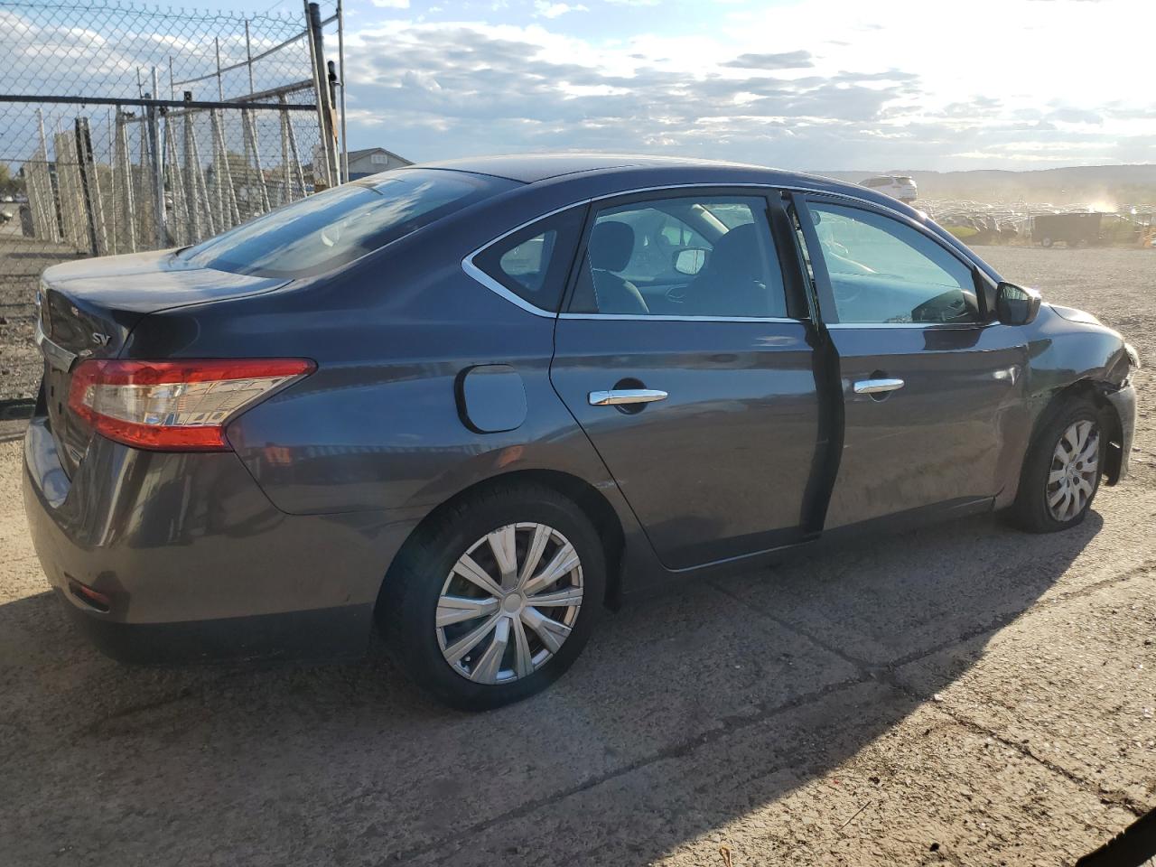 2014 Nissan Sentra VIN 3N1AB7AP9EY220191 Copart auction photo, front end / side damage thumbnail 3