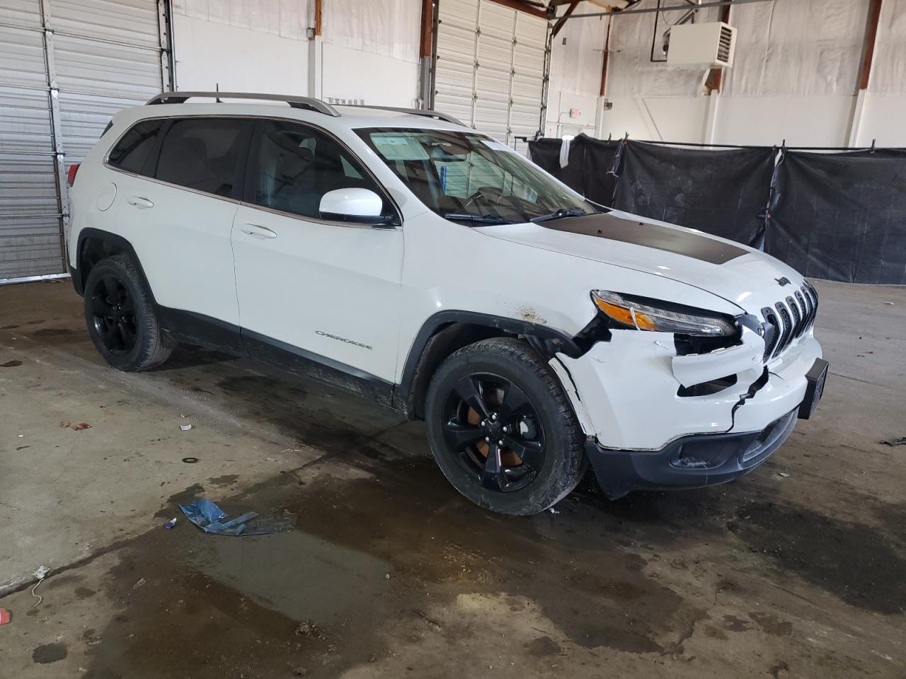 2016 Jeep Grand Cherokee VIN 1C4PJMCB5GW122117 Copart auction photo, front end / side damage thumbnail 4