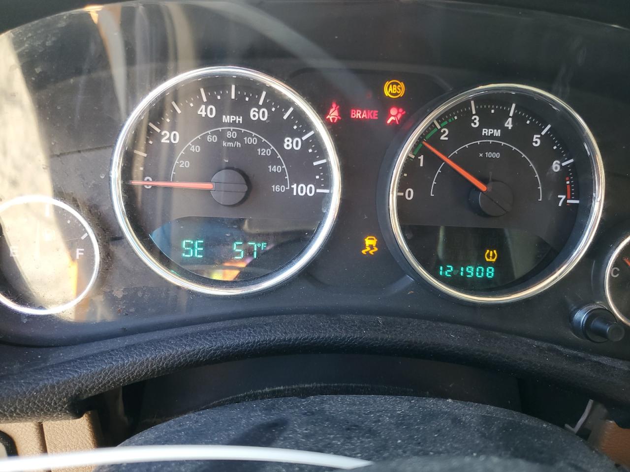 2012 Jeep Wrangler VIN 1C4BJWCG2CL135789 Copart auction photo, front end damage thumbnail 9