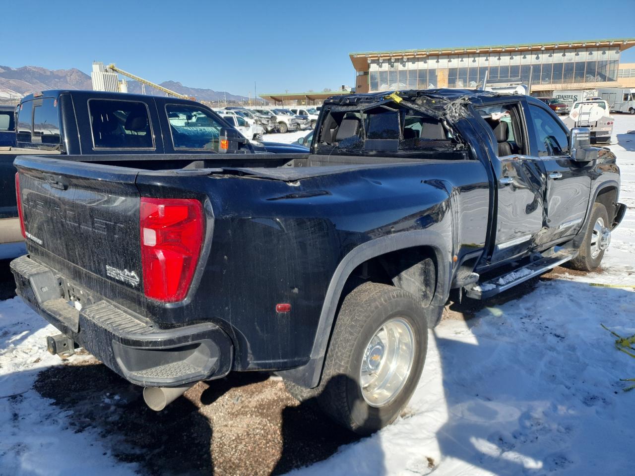 2024 Chevrolet Silverado VIN 1GC4YVEY8RF110830 Copart auction photo, front end / side damage thumbnail 3