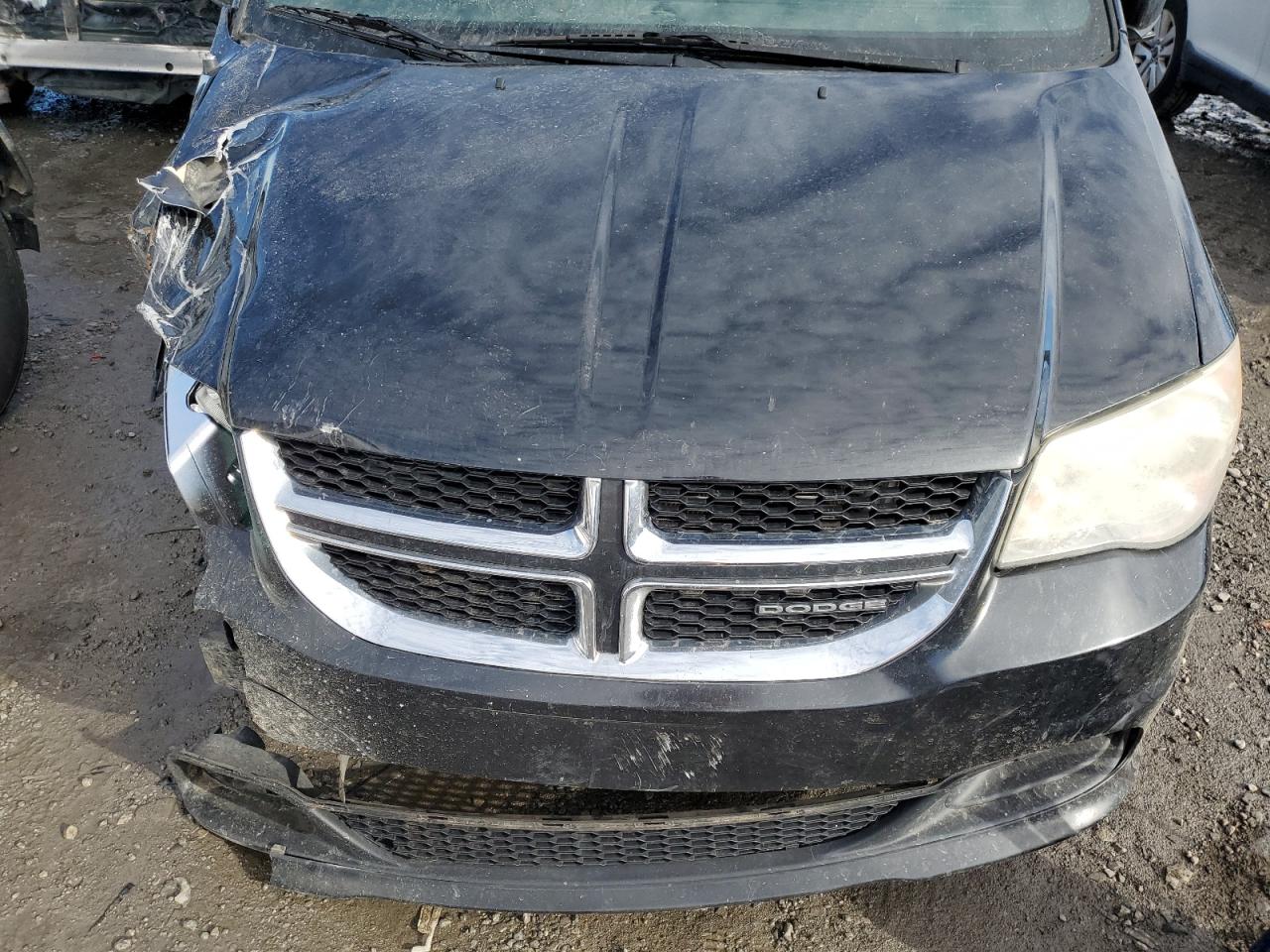2014 Dodge Caravan VIN 2C4RDGBG2ER339774 Copart auction photo, front end / minor dent/scratches damage thumbnail 12
