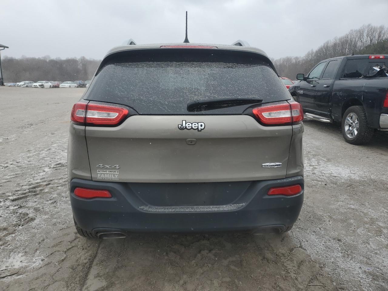 2018 Jeep Grand Cherokee VIN 1C4PJMLX3JD598249 Copart auction photo, front end damage thumbnail 6