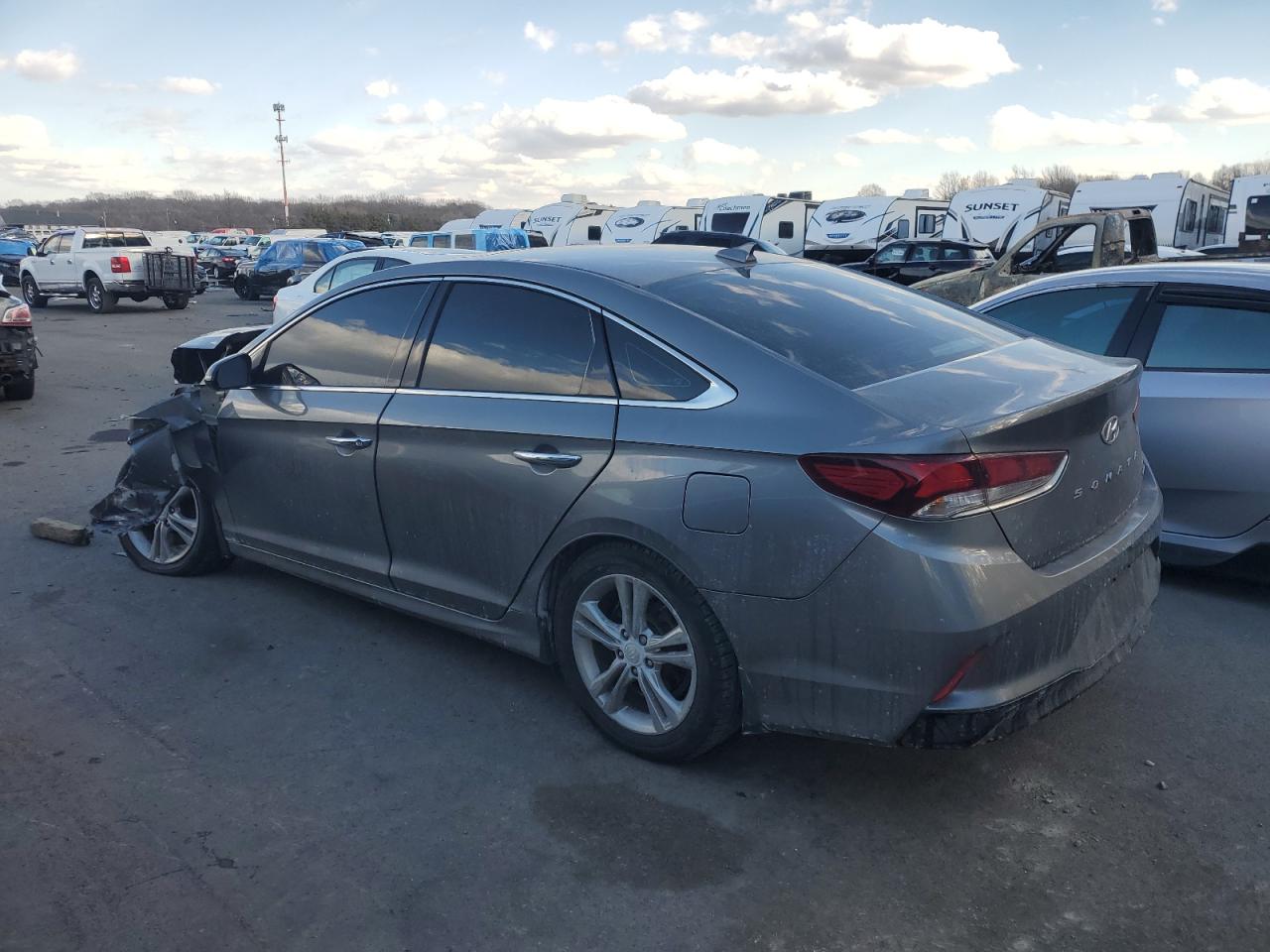 2019 Hyundai Sonata VIN 5NPE34AF4KH816772 Copart auction photo, front end damage thumbnail 2