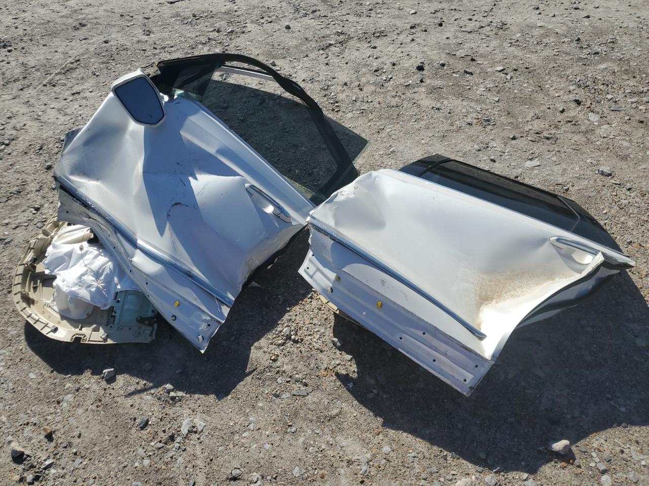 2018 Cadillac XT5 VIN 1GYKNERS6JZ224490 Copart auction photo, undercarriage / all over damage thumbnail 14