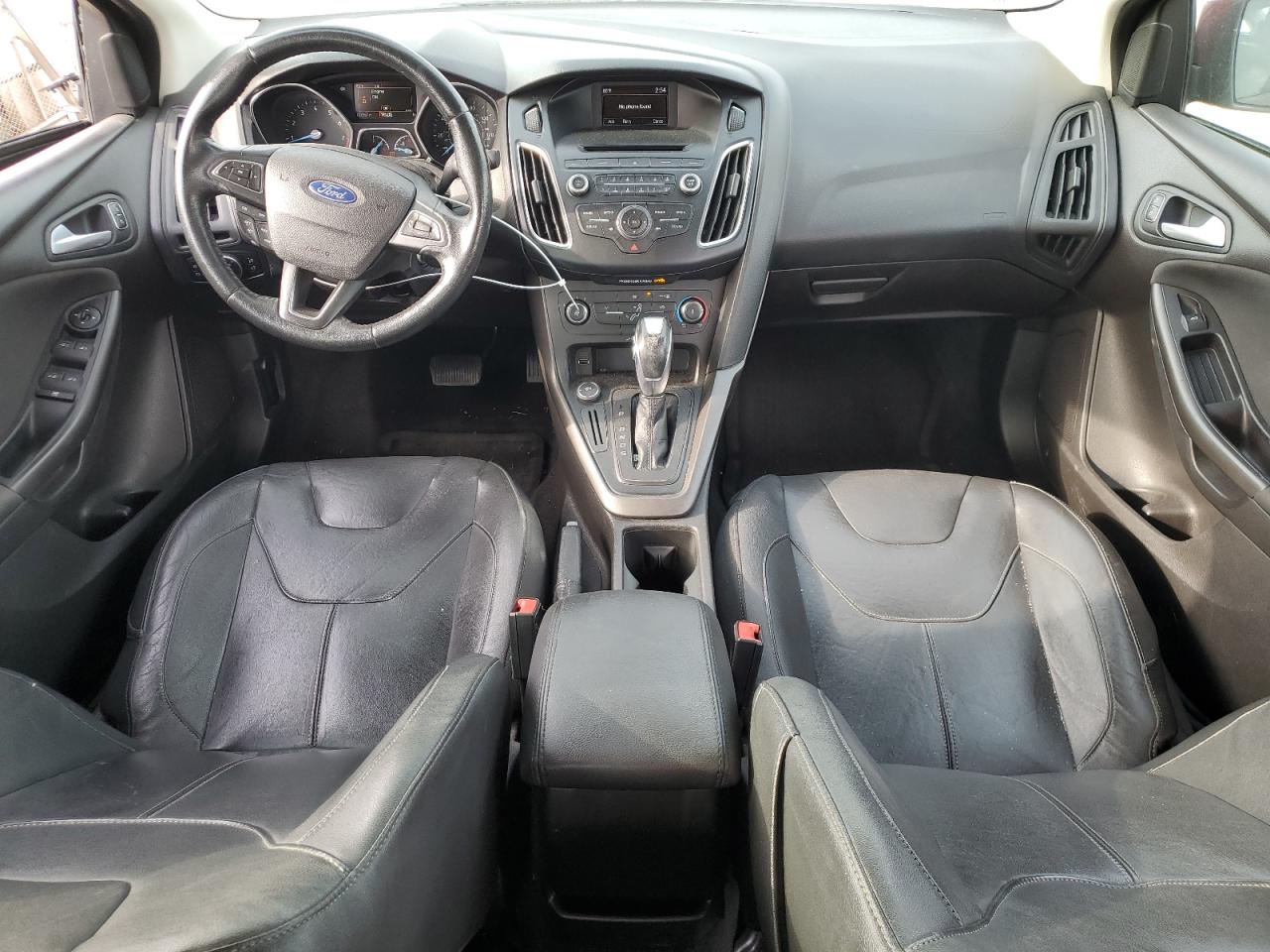 2015 Ford Focus VIN 1FADP3F25FL319138 Copart auction photo, side / top/roof damage thumbnail 8