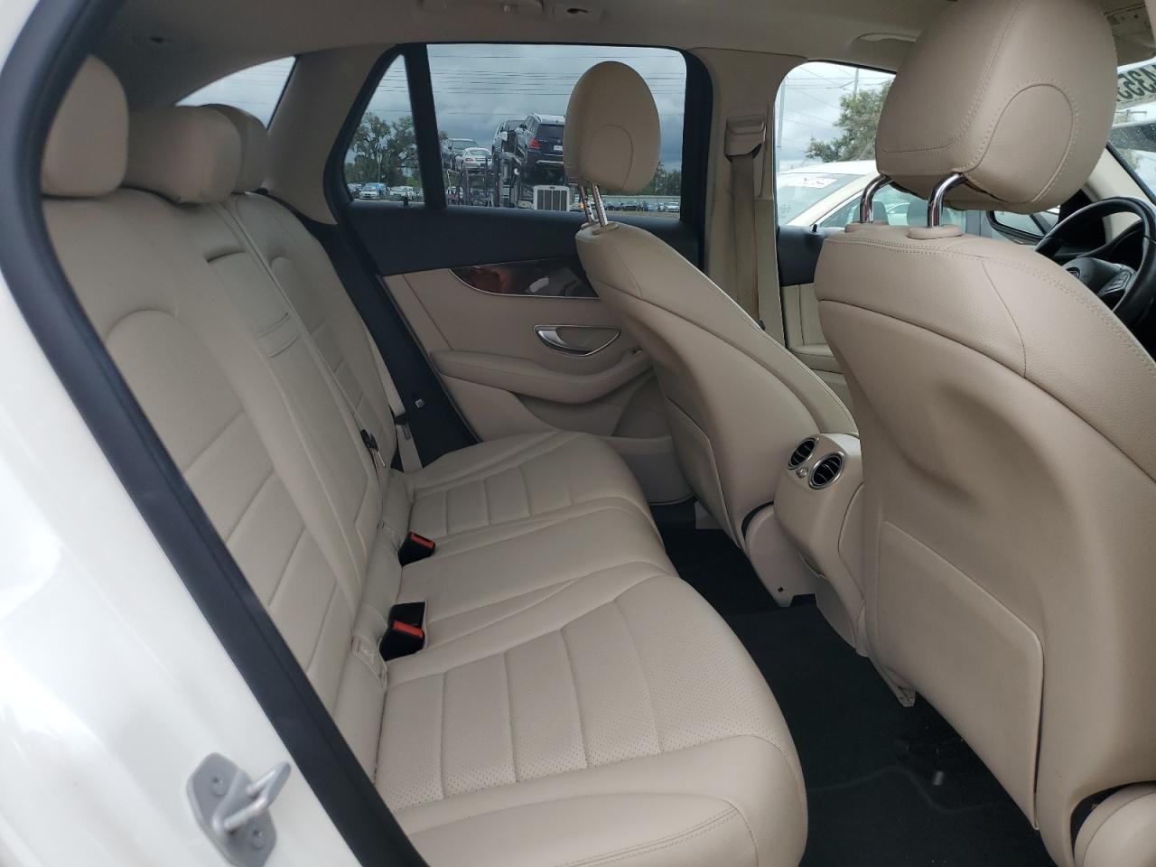 2016 Mercedes-Benz GLC VIN WDC0G4JB5GF017218 Copart auction photo, water/flood damage thumbnail 11