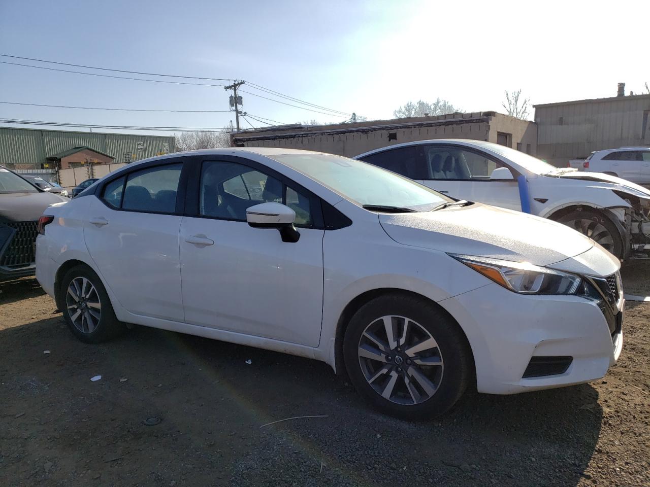 2020 Nissan Versa VIN 3N1CN8EV5LL849701 Copart auction photo, vandalism / minor dent/scratches damage thumbnail 4