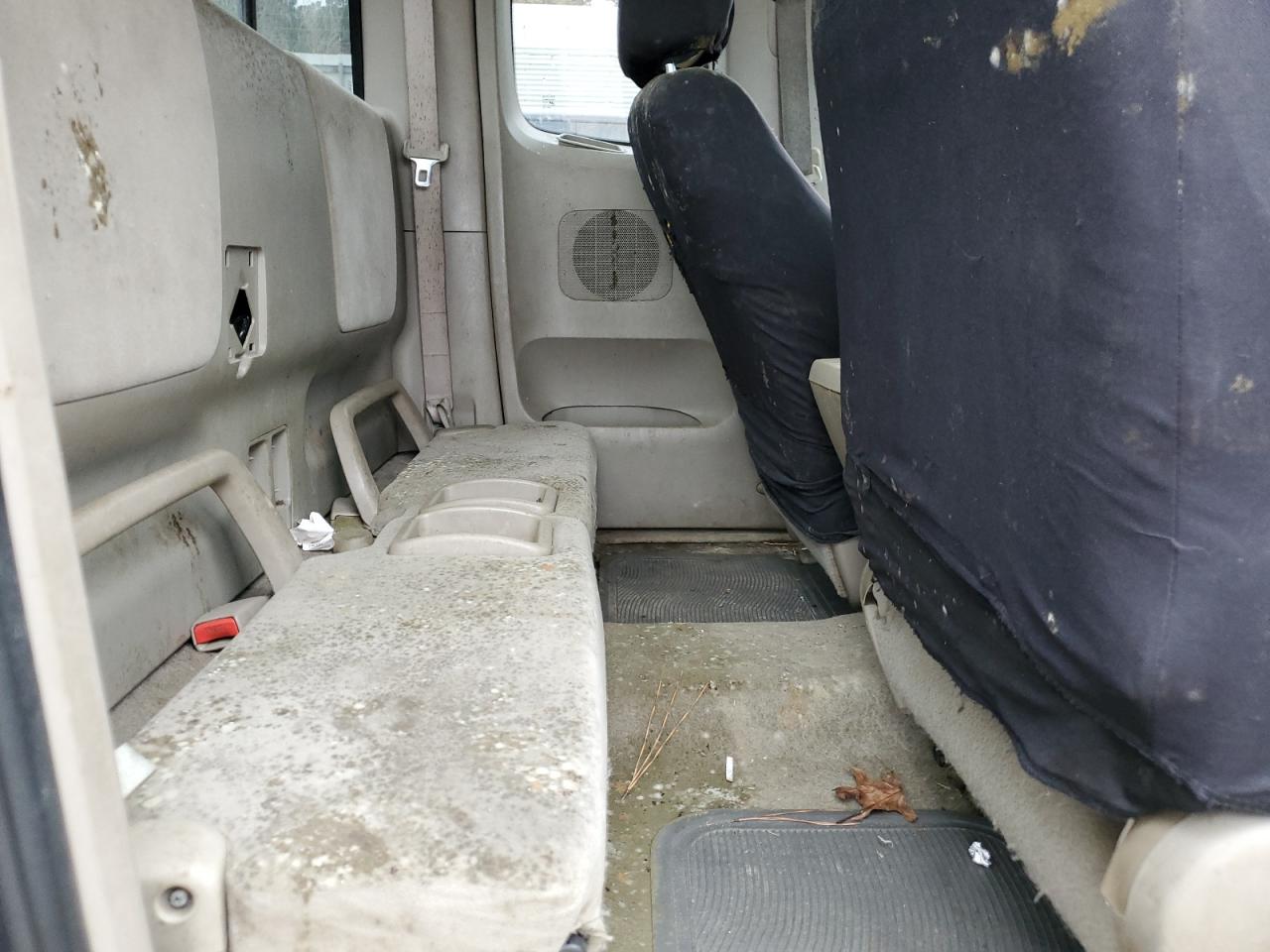 2005 Toyota Tacoma VIN 5TEUX42N15Z027177 Copart auction photo, side / undercarriage damage thumbnail 10