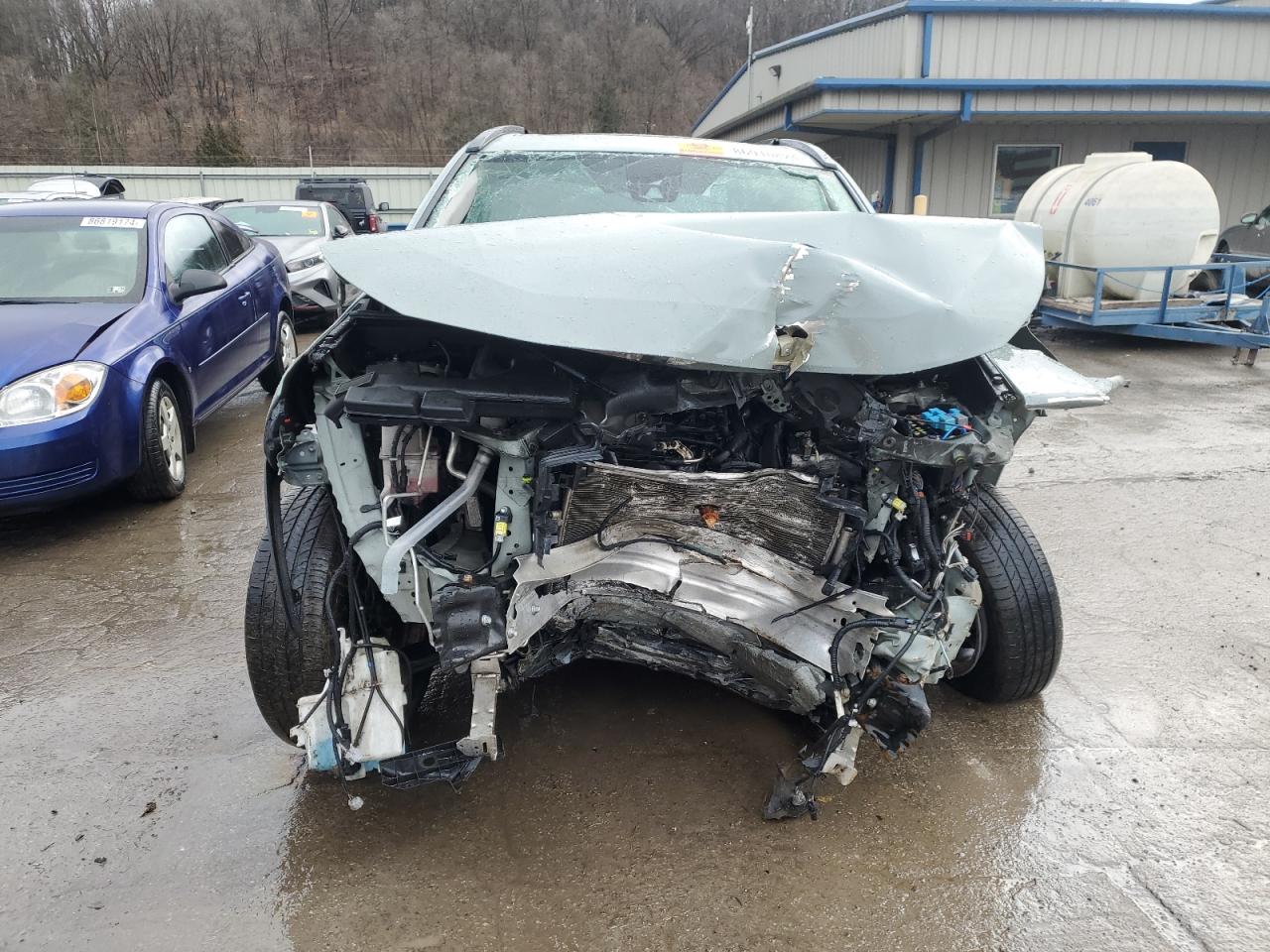 2020 Toyota RAV 4 VIN 2T3P1RFV1LC124962 Copart auction photo, all over damage thumbnail 5