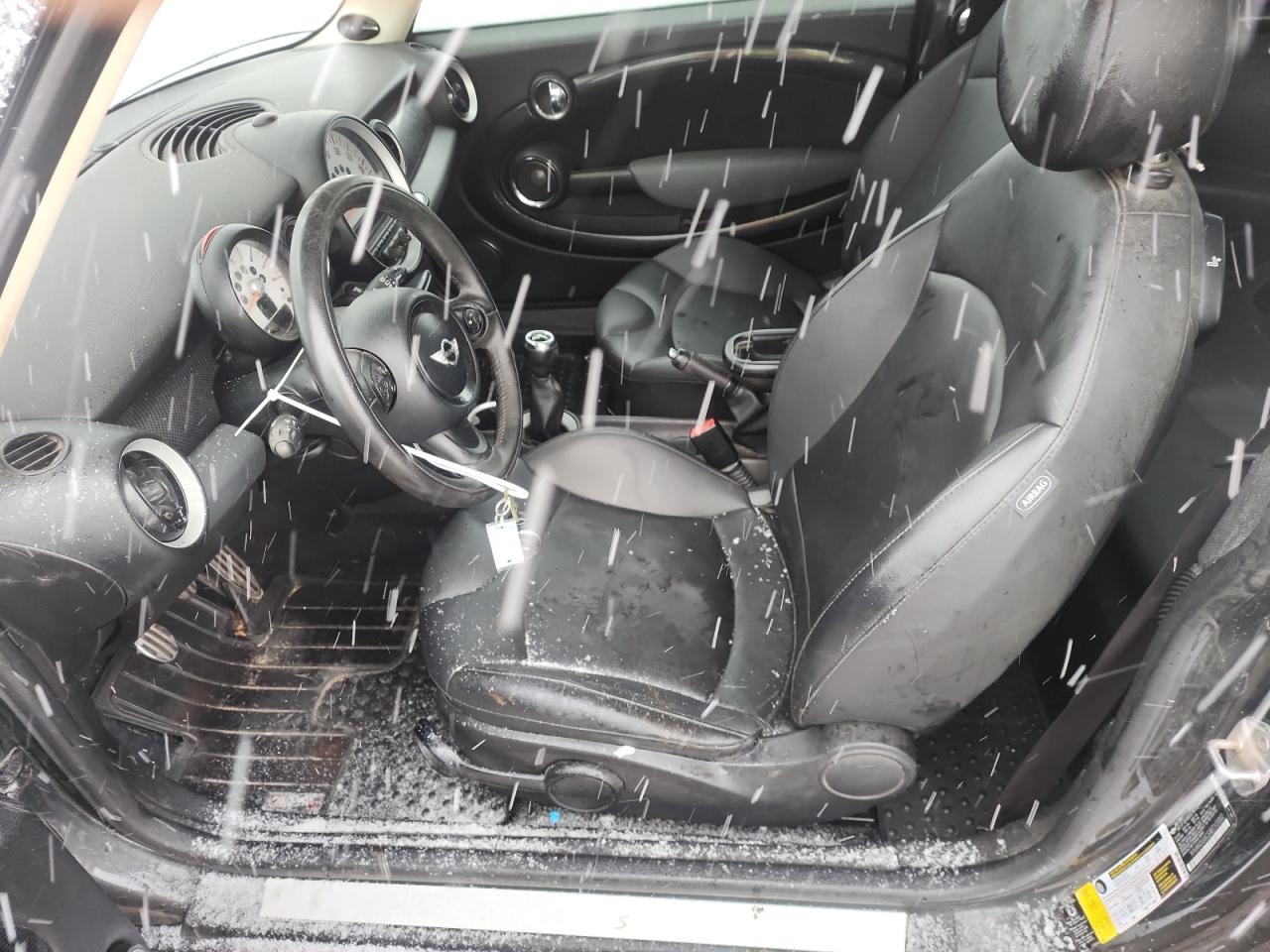 2011 MINI Clubman VIN WMWZG3C51BTY31002 Copart auction photo, front end damage thumbnail 7