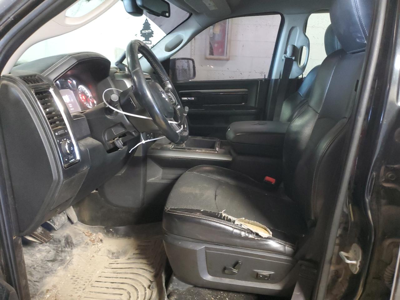 2015 RAM 1500 VIN 1C6RR7MT1FS631600 Copart auction photo, front end / mechanical damage thumbnail 7