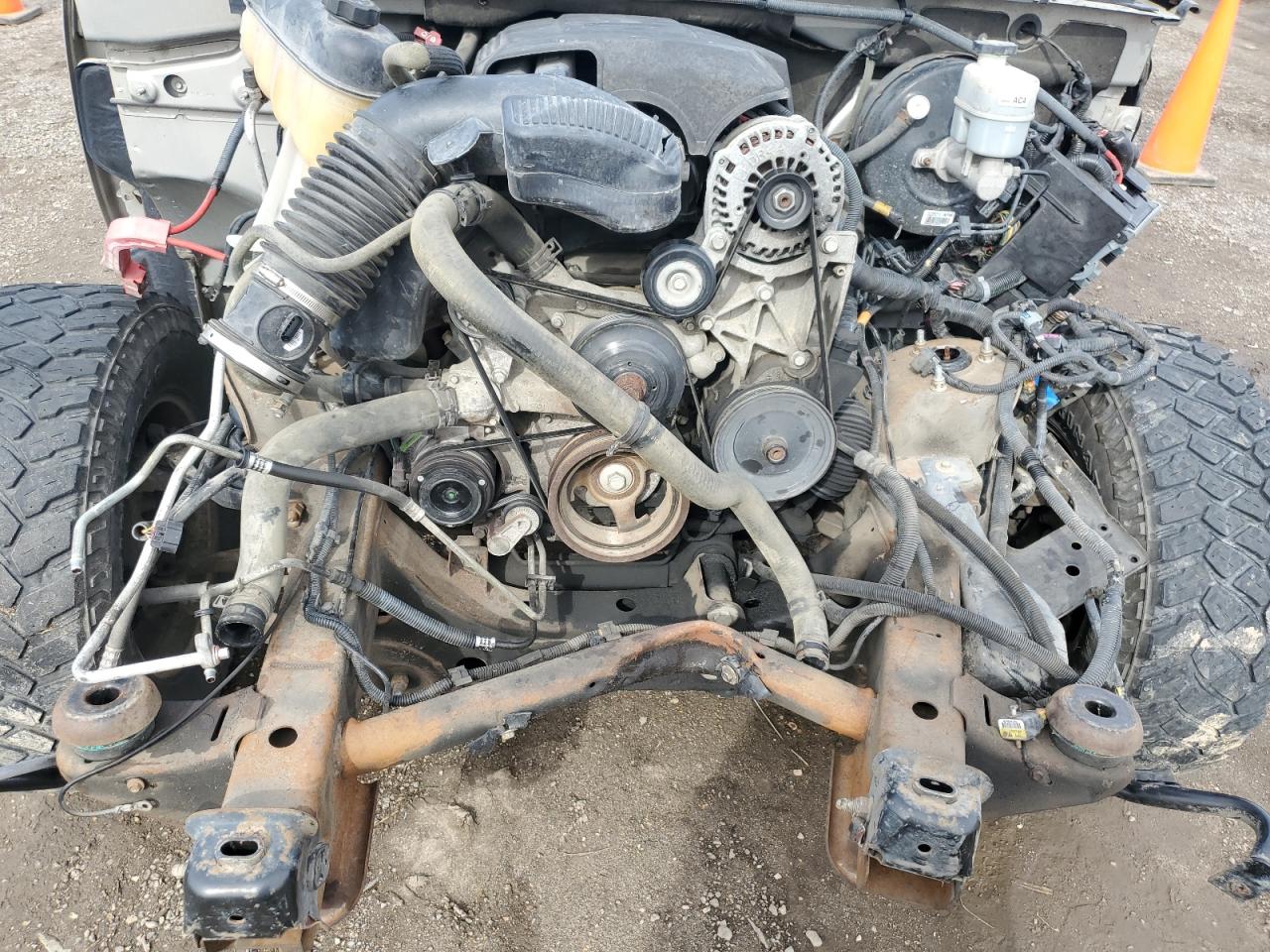 2008 GMC Sierra VIN 3GTEC13C18G137691 Copart auction photo, front end damage thumbnail 12
