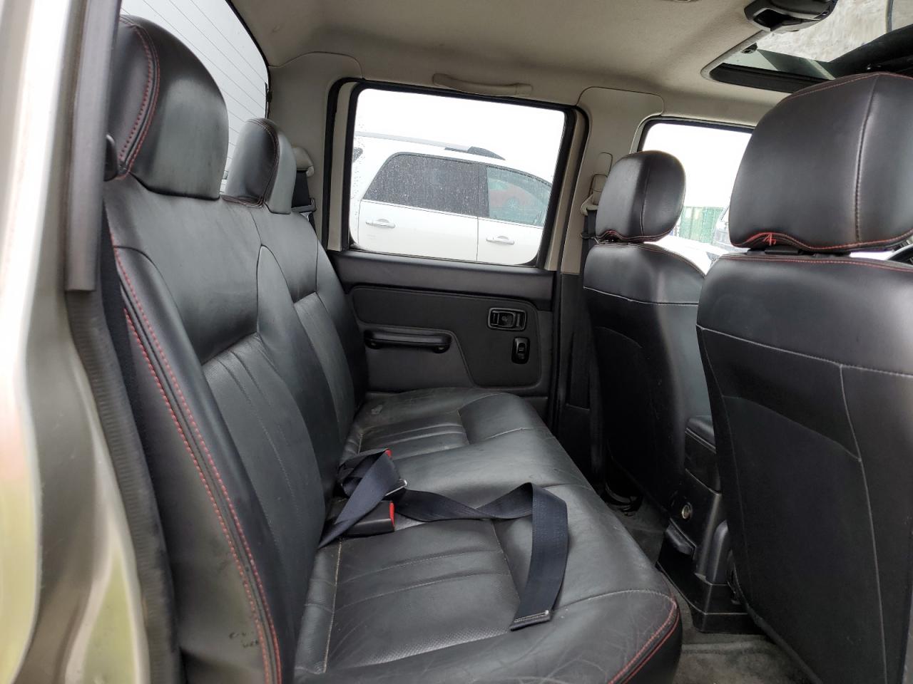 2002 Nissan Navara (Frontier) VIN 1N6MD29Y02C330682 Copart auction photo, front end / side damage thumbnail 10