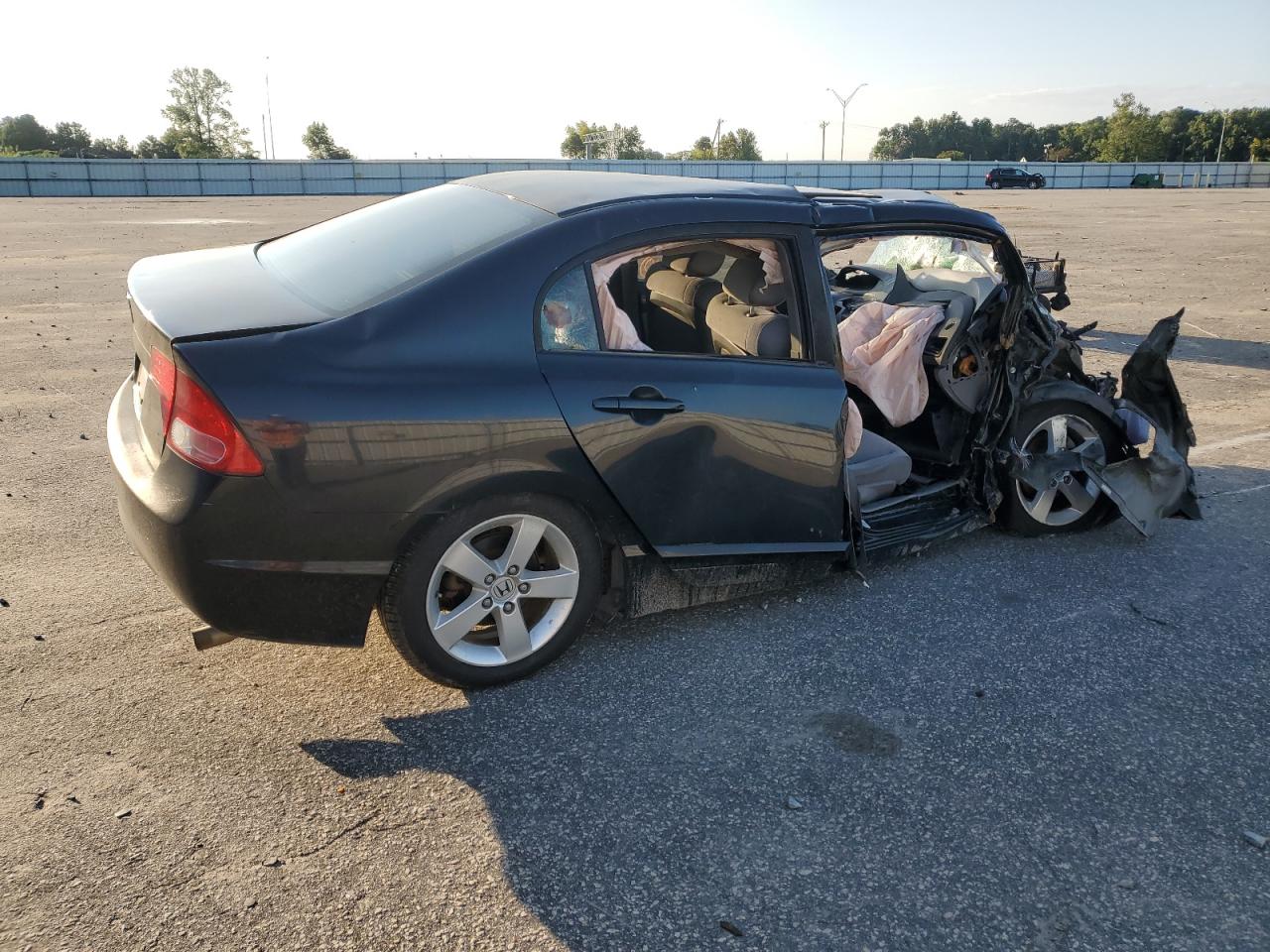 2008 Honda Civic VIN 1HGFA168X8L108826 Copart auction photo, all over damage thumbnail 3