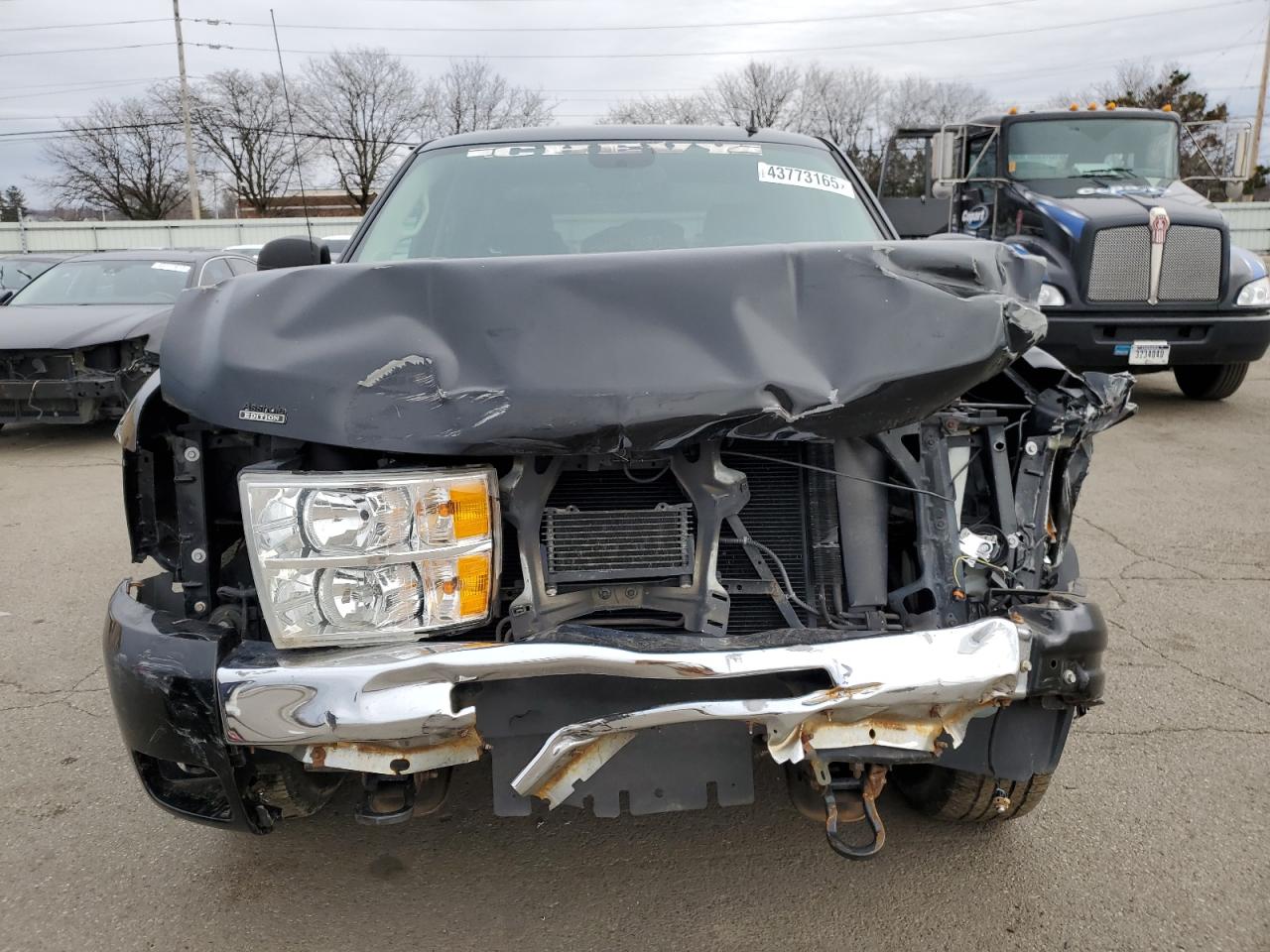 2010 Chevrolet Silverado VIN 3GCRKSE35AG137822 Copart auction photo, front end / side damage thumbnail 5