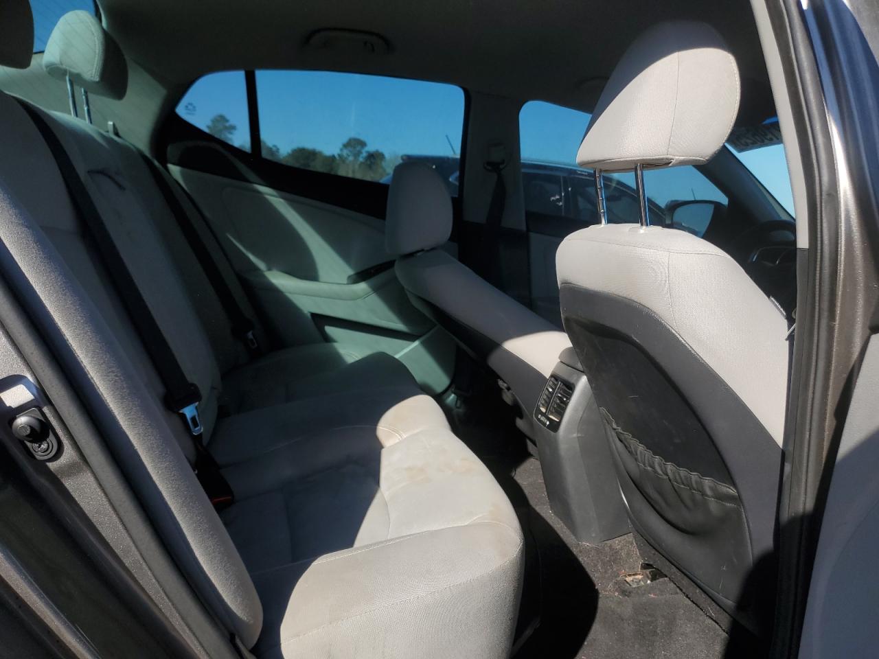 2014 KIA Optima VIN 5XXGM4A72EG261657 Copart auction photo, water/flood / all over damage thumbnail 10