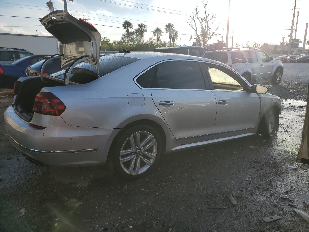 2017 Volkswagen Passat VIN 1VWCM7A39HC086581 Copart auction photo, burn damage thumbnail 3