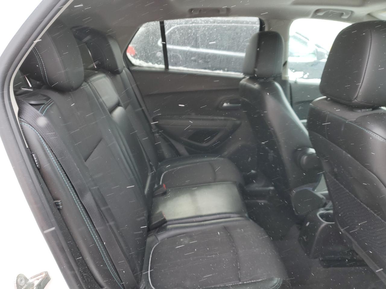 2015 Chevrolet Trax VIN 3GNCJSSB4FL153312 Copart auction photo, rear end / minor dent/scratches damage thumbnail 10