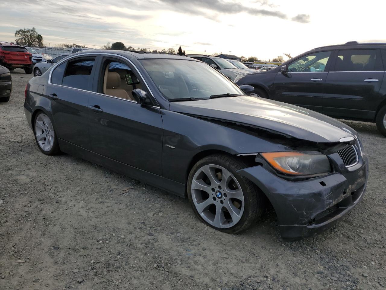 2006 BMW 3er VIN WBAVB33536KS37987 Copart auction photo, front end / undercarriage damage thumbnail 4