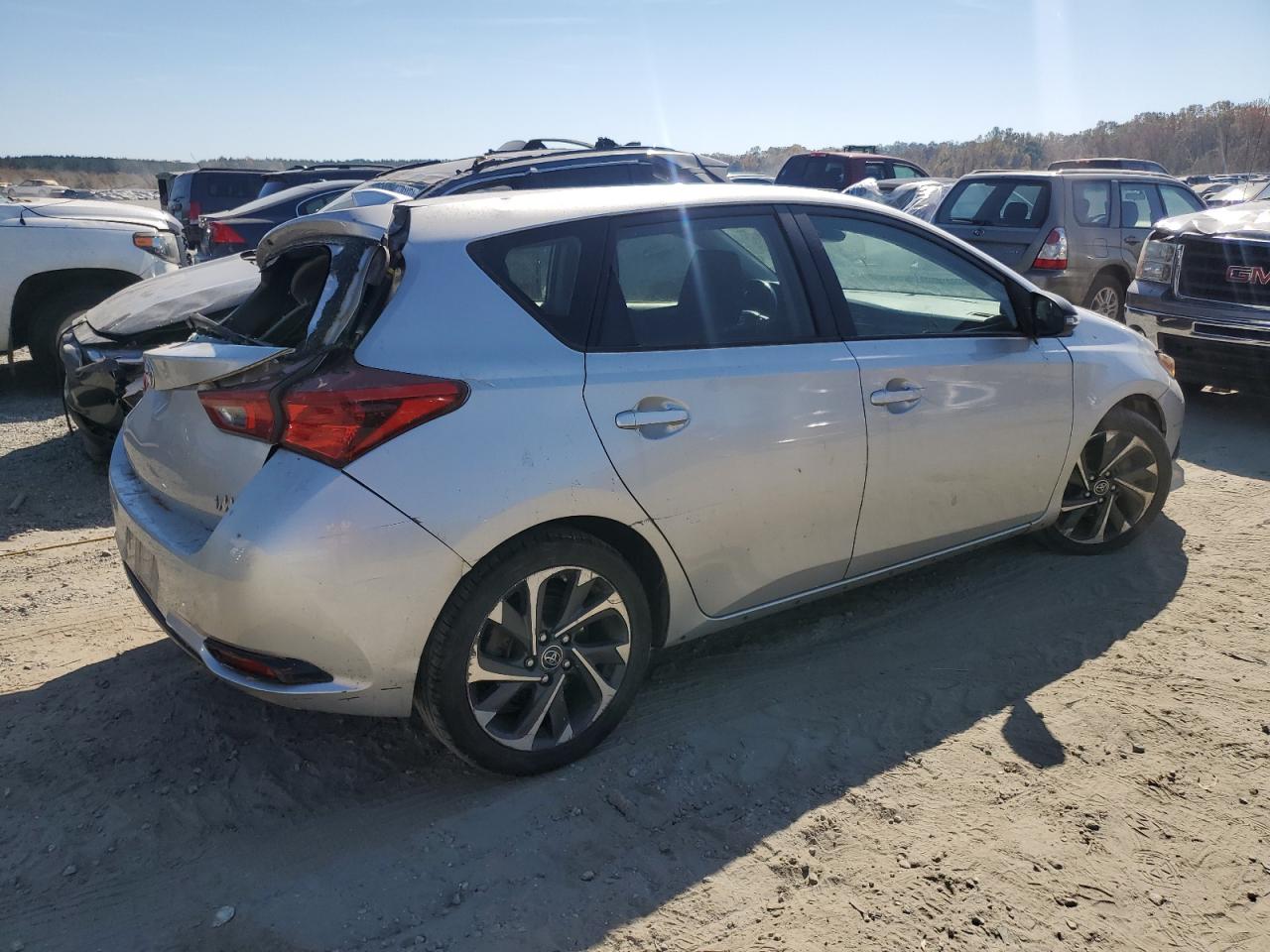 2018 Toyota Corolla VIN JTNKARJE6JJ563646 Copart auction photo, rear end / top/roof damage thumbnail 3