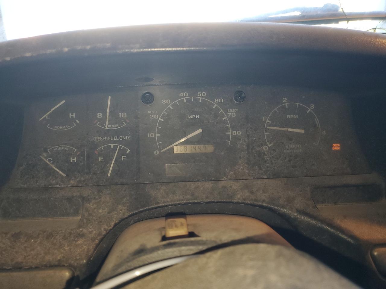 1995 Ford F250 VIN 1FTHX25F4SKB69890 Copart auction photo, side / hail damage thumbnail 9
