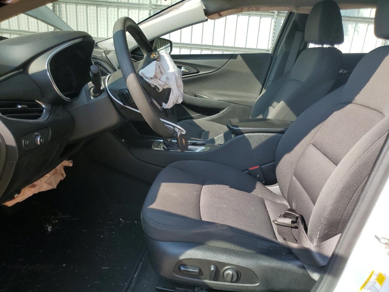 2020 Chevrolet Malibu VIN 1G1ZD5ST1LF038962 Copart auction photo, front end / undercarriage damage thumbnail 7