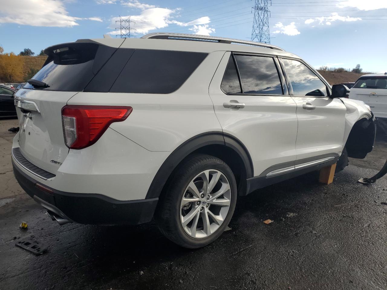 2022 Ford Explorer VIN 1FM5K8HC5NGA95629 Copart auction photo, front end damage thumbnail 3
