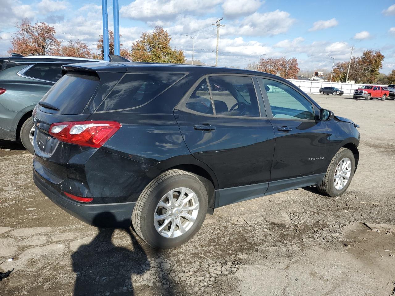 2020 Chevrolet Equinox VIN 2GNAXHEV3L6129503 Copart auction photo, front end / side damage thumbnail 3