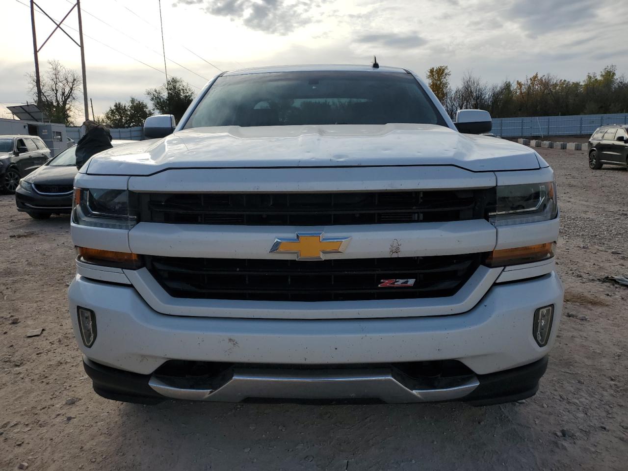 2018 Chevrolet Silverado VIN 3GCUKREC7JG169111 Copart auction photo, hail / minor dent/scratches damage thumbnail 5