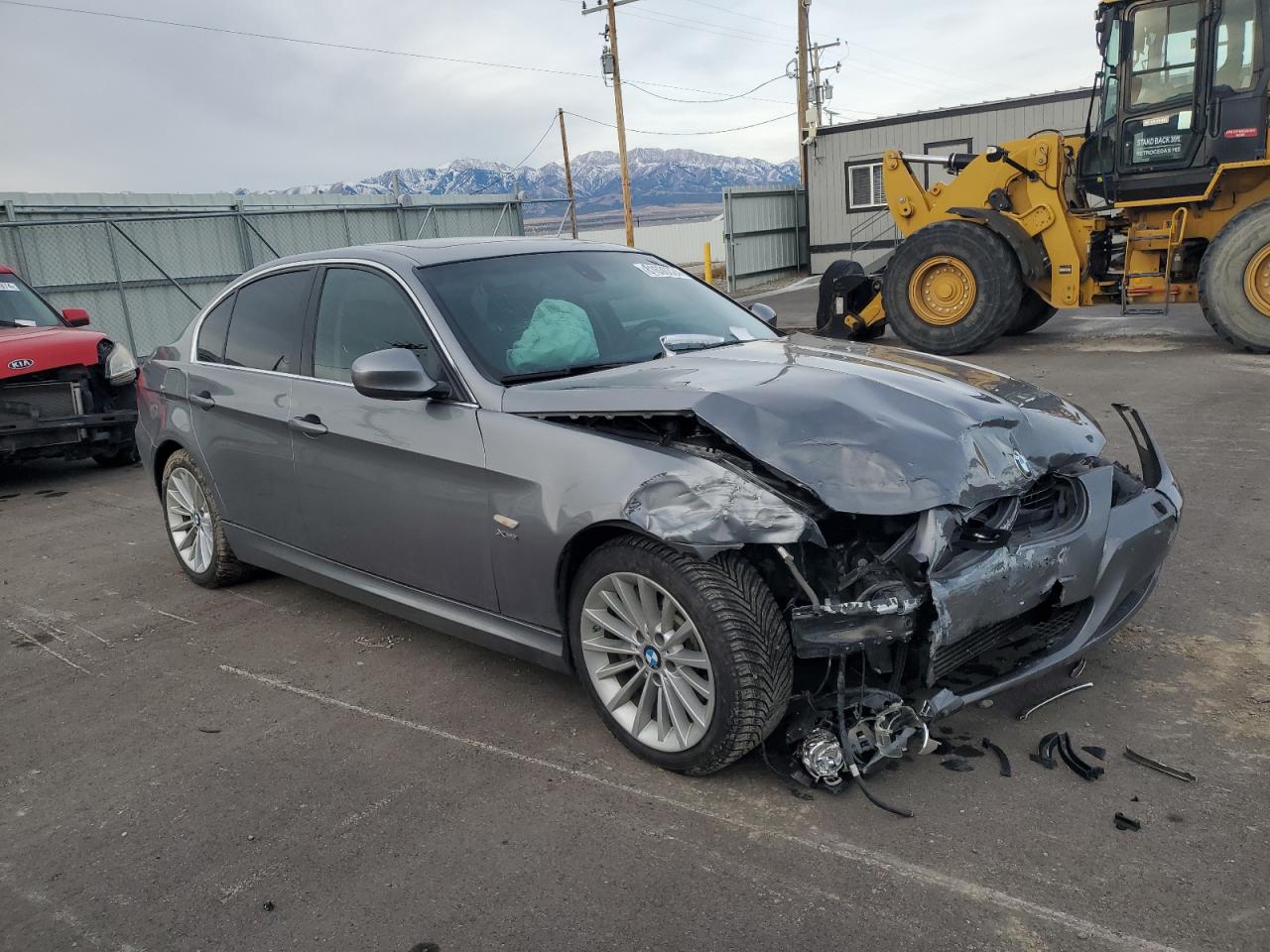 2011 BMW 3er VIN WBAPL5G59BNN22150 Copart auction photo, front end damage thumbnail 4