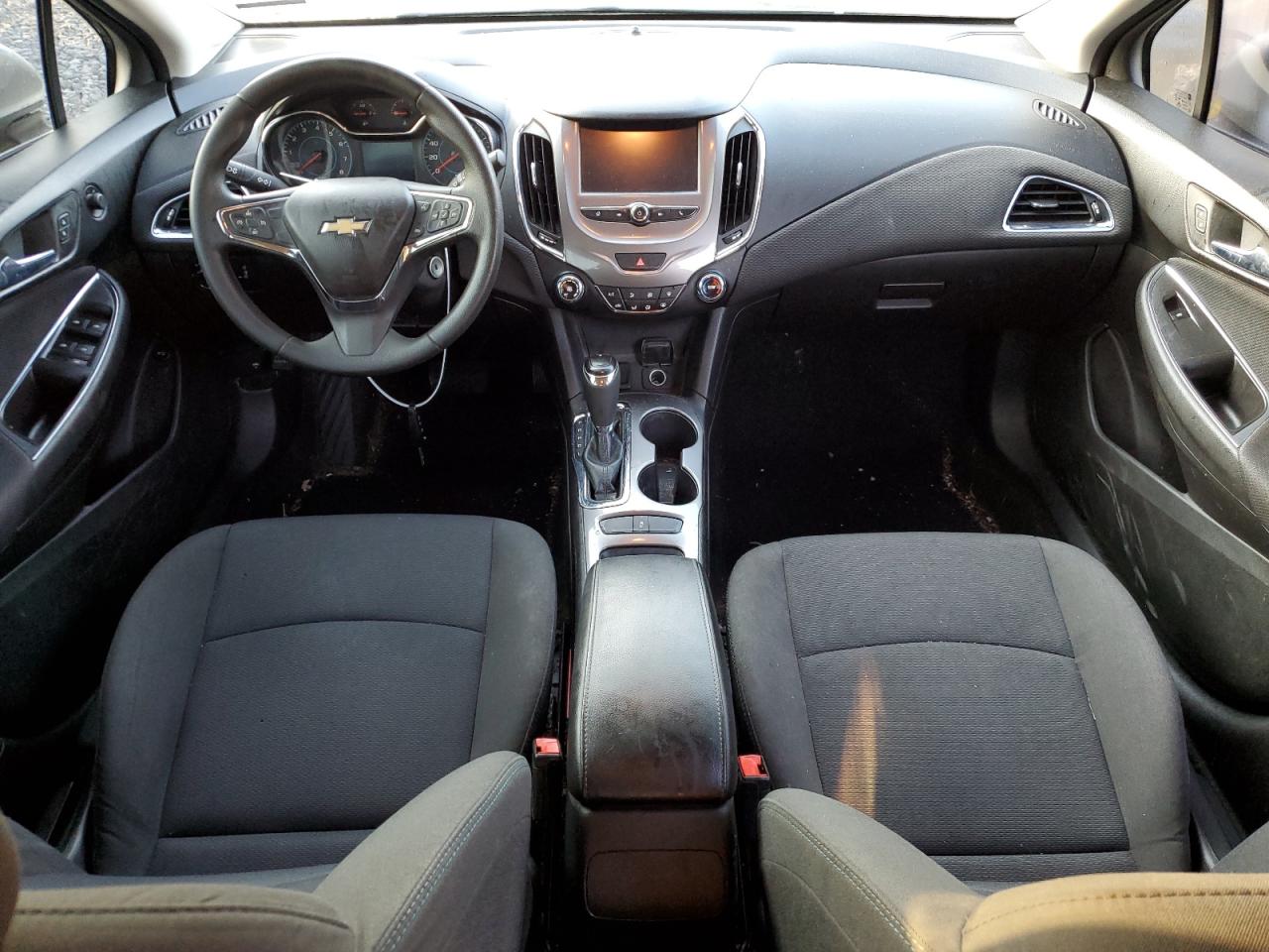 2017 Chevrolet Cruze VIN 1G1BE5SM5H7216140 Copart auction photo, vandalism damage thumbnail 8