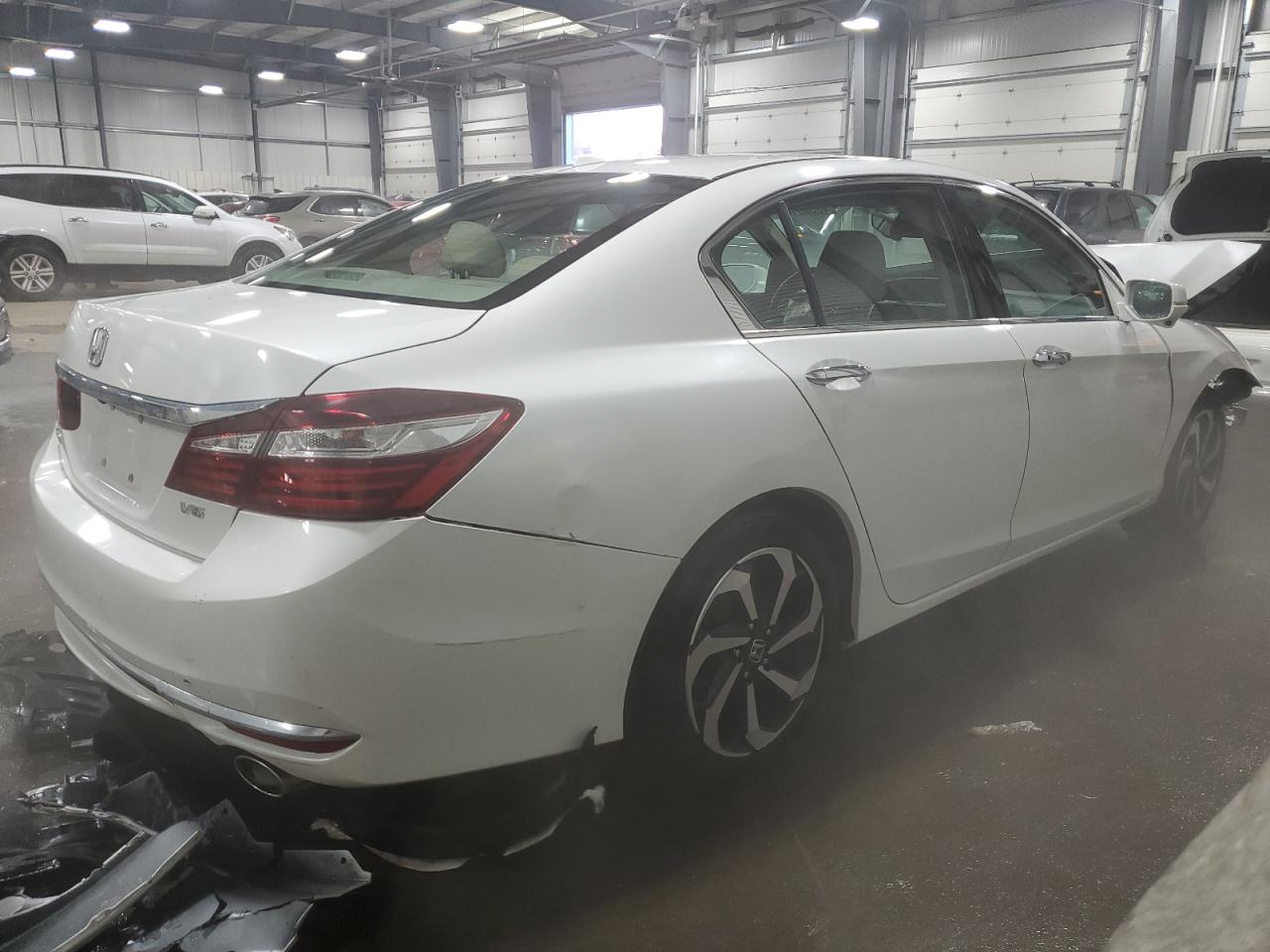 2017 Honda Accord VIN 1HGCR3F83HA033499 Copart auction photo, front end / rear end damage thumbnail 3