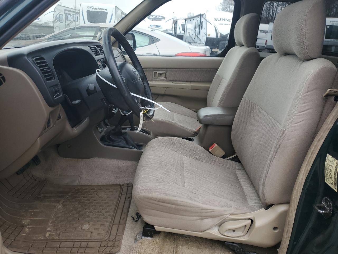 2000 Nissan Navara (Frontier) VIN 1N6ED26Y4YC372094 Copart auction photo, front end damage thumbnail 7